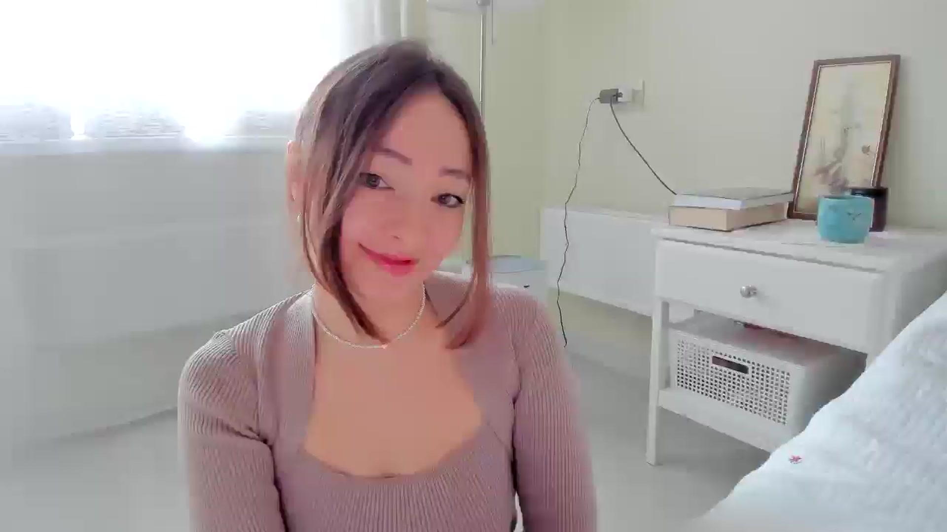 Gallery image thumbnail from DamnGooood's myfreecams stream on, 12/01/2024, 06:27 image 6 of 20