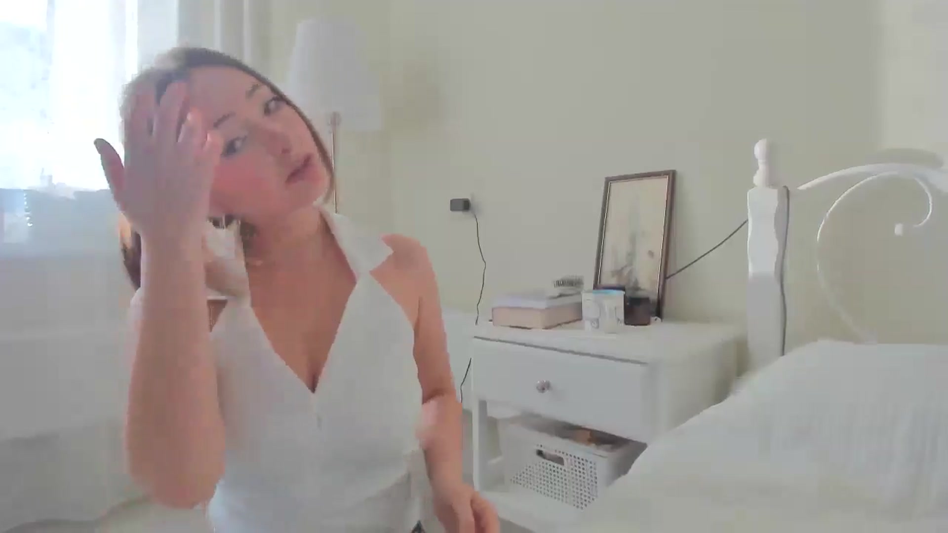 Gallery image thumbnail from DamnGooood's myfreecams stream on, 12/05/2024, 08:24 image 19 of 20