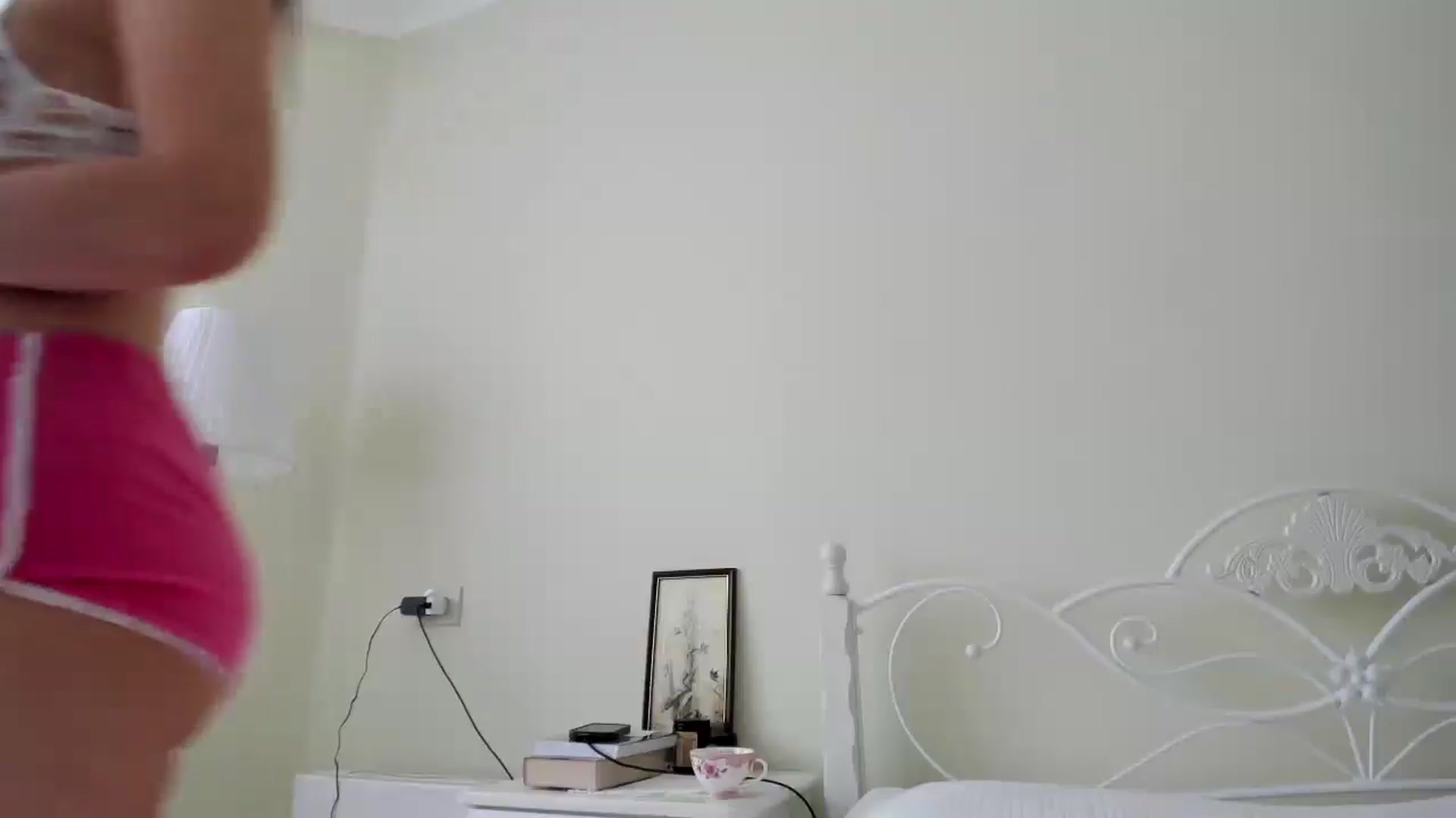 Gallery image thumbnail from DamnGooood's myfreecams stream on, 12/09/2024, 05:59 image 10 of 20