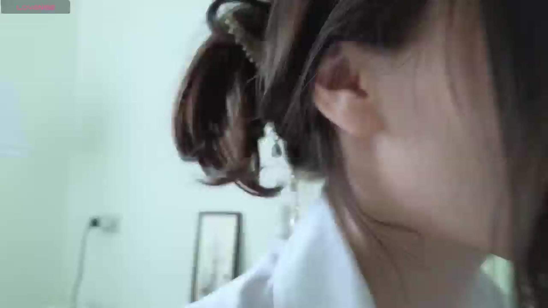 Gallery image thumbnail from DamnGooood's myfreecams stream on, 12/10/2024, 07:16 image 8 of 20
