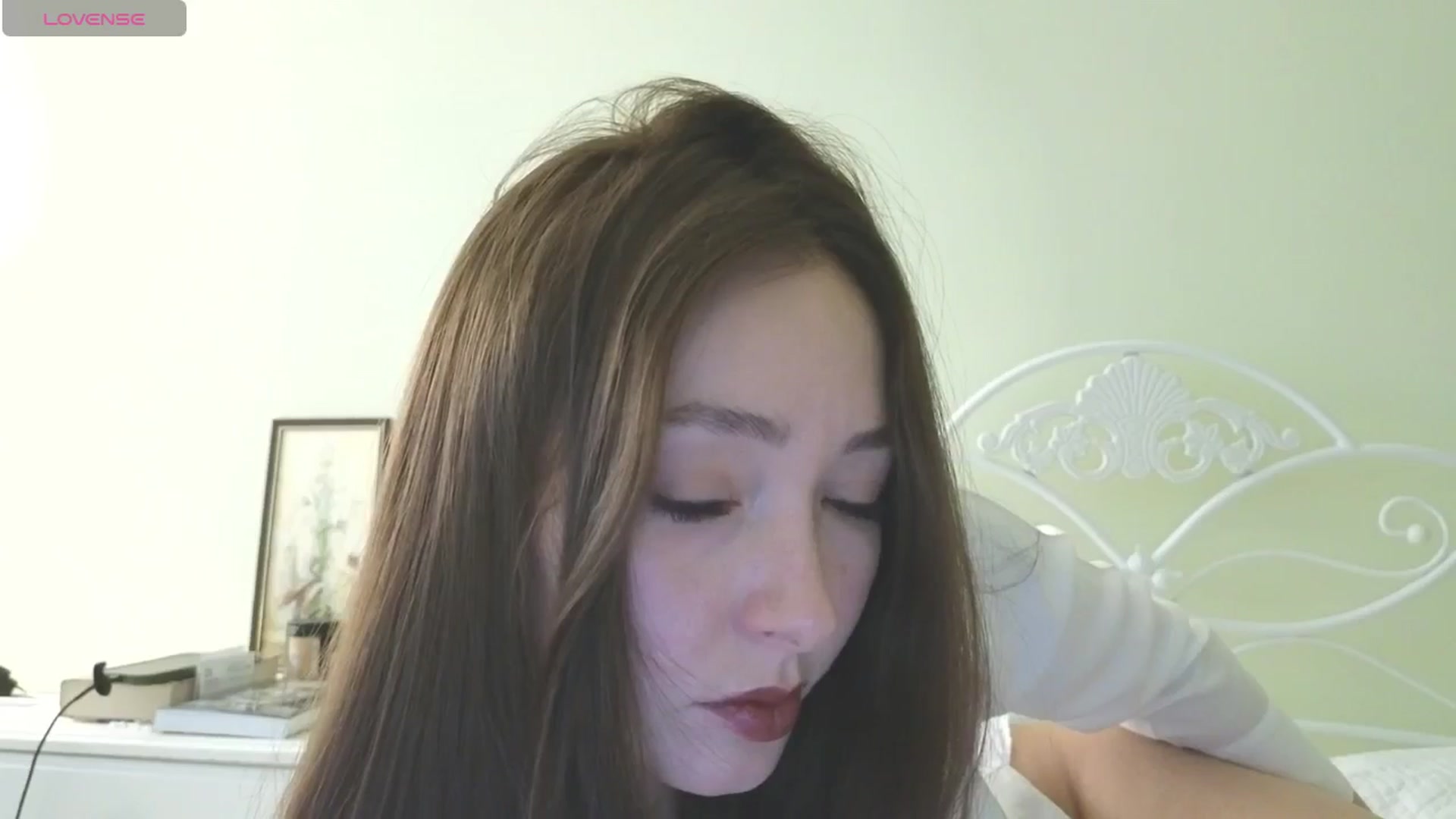 Gallery image thumbnail from DamnGooood's myfreecams stream on, 12/10/2024, 10:09 image 12 of 20