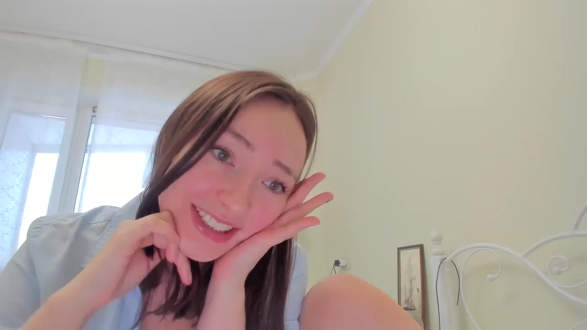 Gallery image thumbnail from DamnGooood's myfreecams stream on, 12/12/2024, 11:23 image 3 of 20