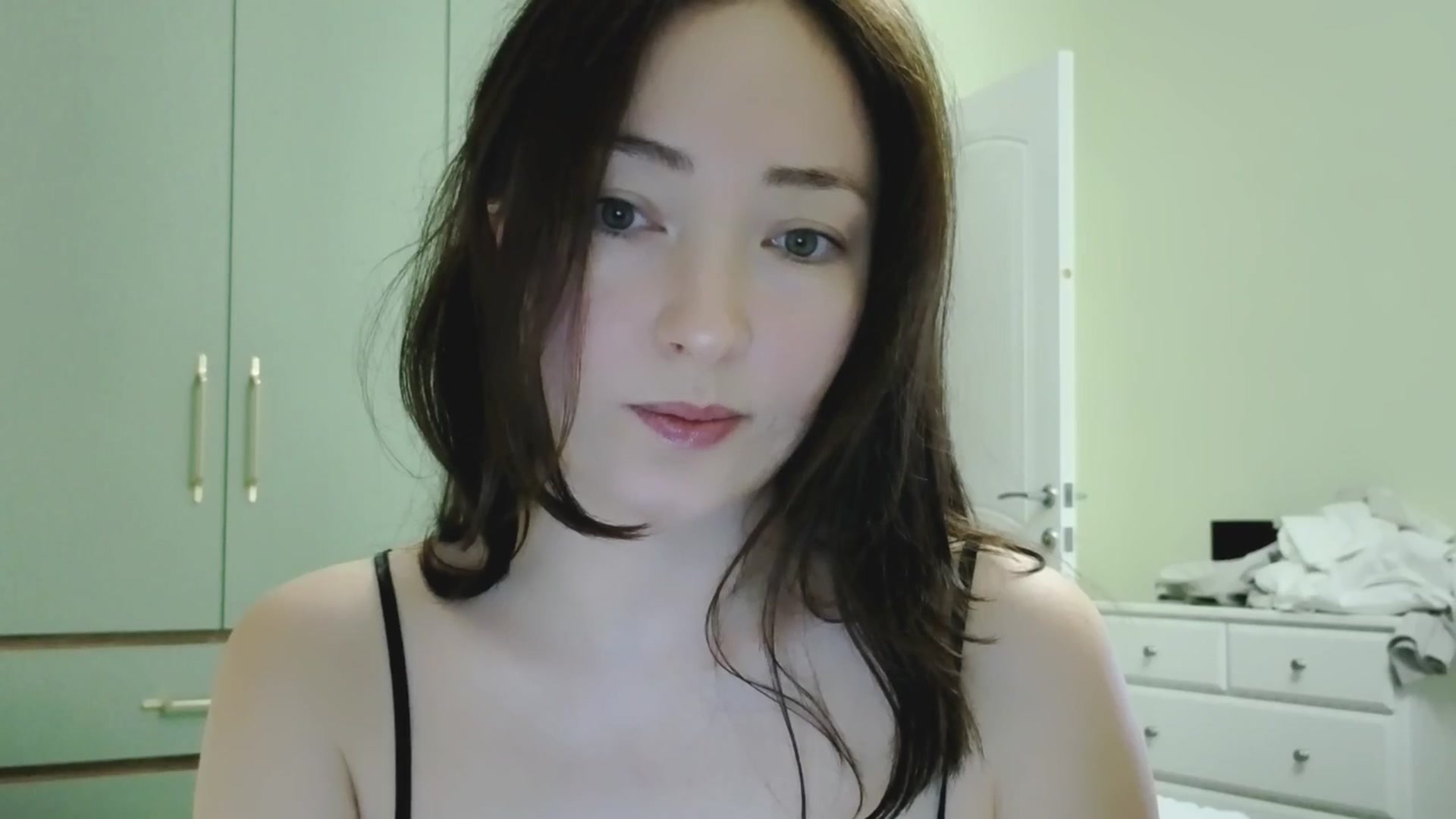 Gallery image thumbnail from DamnGooood's myfreecams stream on, 04/13/2025, 14:31 image 4 of 20