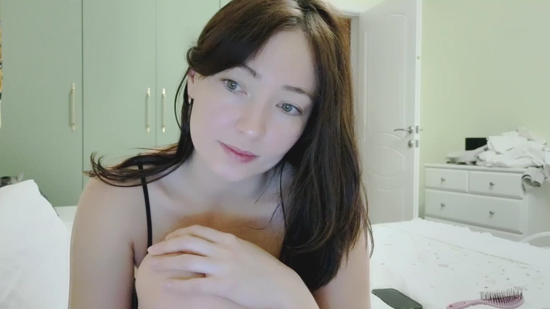 Gallery image thumbnail from DamnGooood's myfreecams stream on, 04/13/2025, 15:28 image 9 of 20
