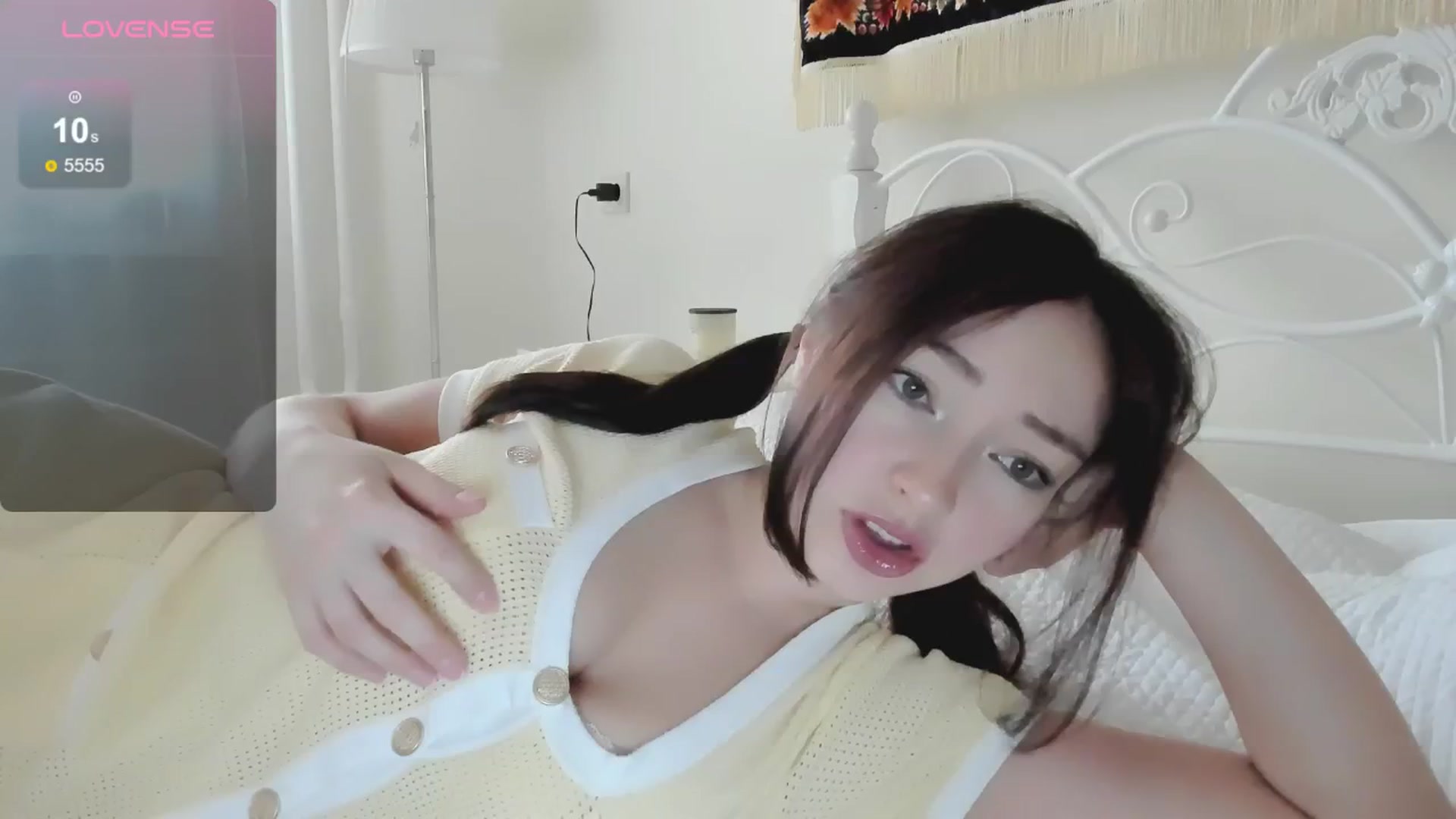 Gallery image thumbnail from DamnGooood's myfreecams stream on, 04/17/2025, 06:10 image 10 of 20