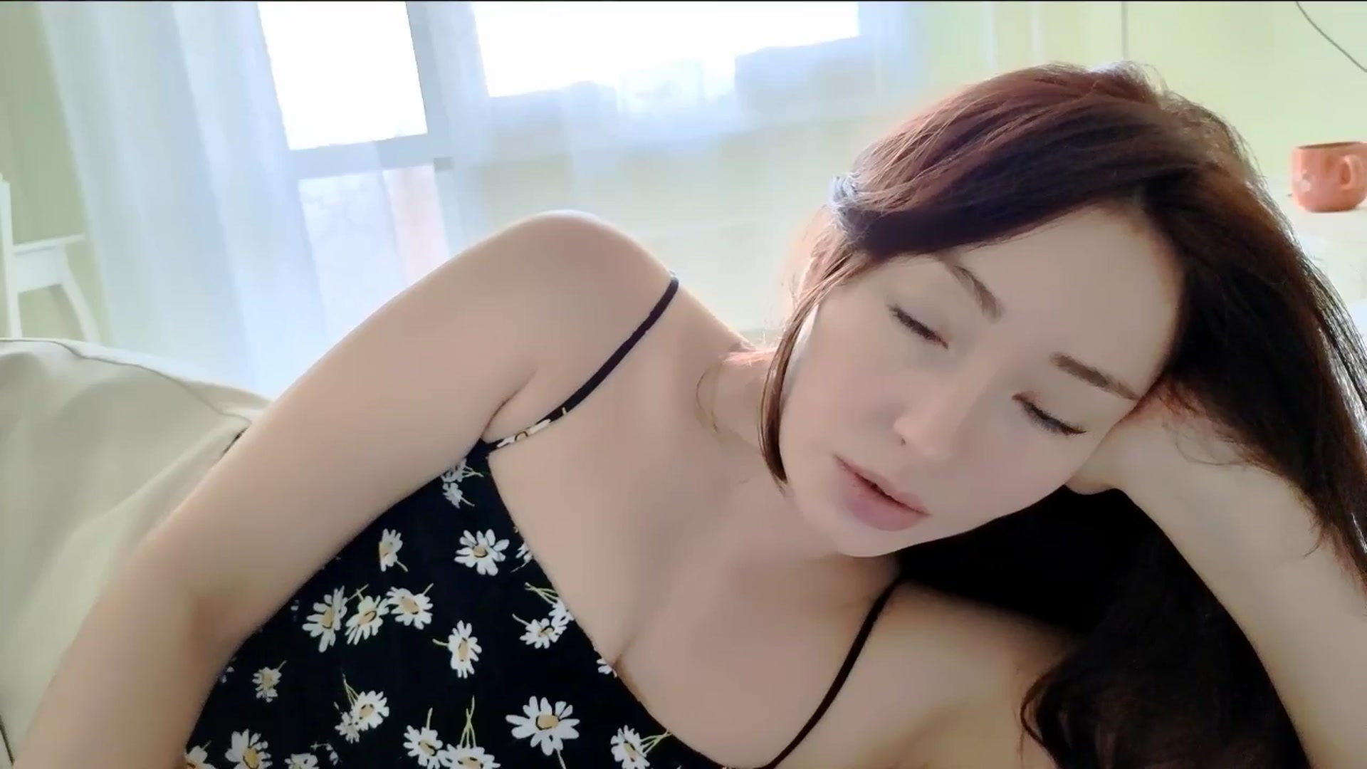Gallery image thumbnail from DamnGooood's myfreecams stream on, 04/18/2025, 06:31 image 6 of 20