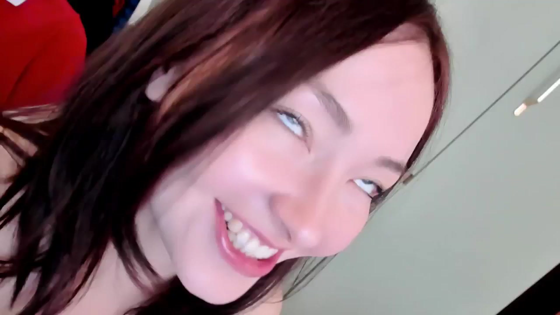 Gallery image thumbnail from DamnGooood's myfreecams stream on, 04/21/2025, 13:58 image 8 of 20