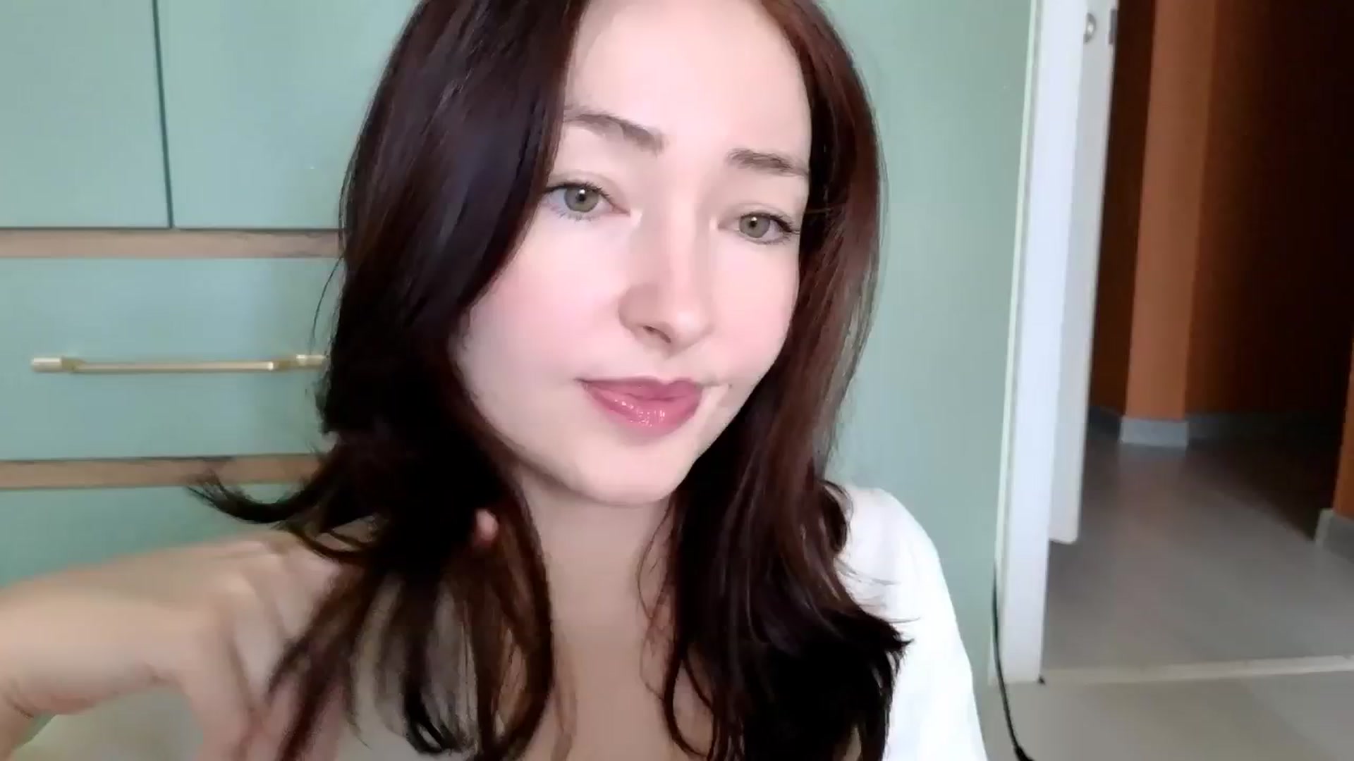 Gallery image thumbnail from DamnGooood's myfreecams stream on, 04/22/2025, 11:13 image 17 of 20