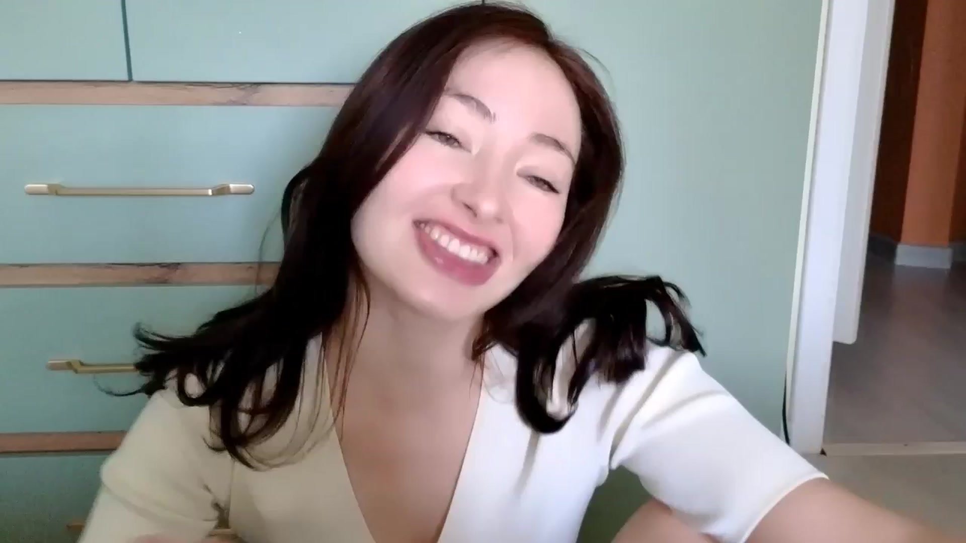 Gallery image thumbnail from DamnGooood's myfreecams stream on, 04/22/2025, 12:40 image 3 of 20