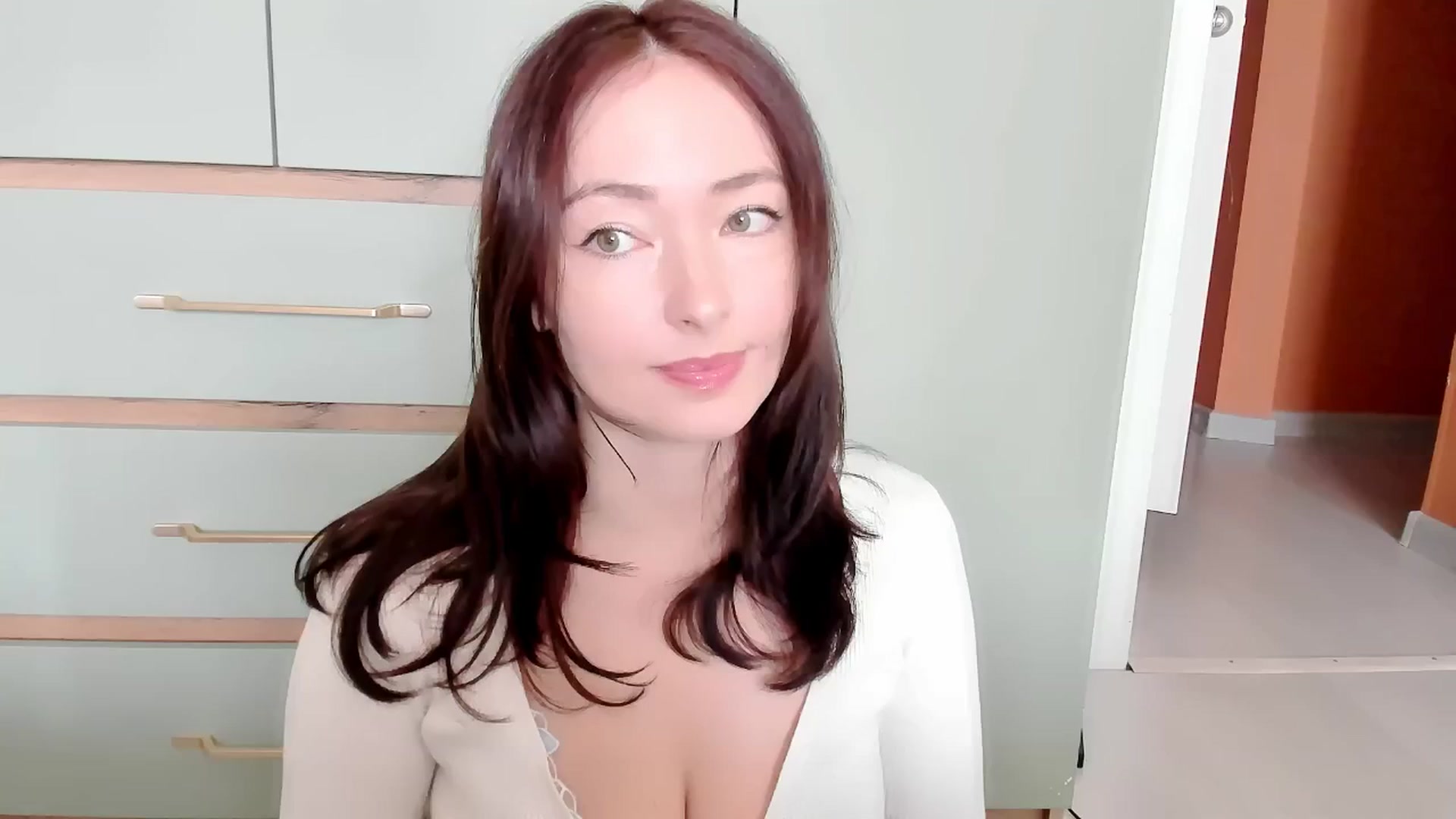 Gallery image thumbnail from DamnGooood's myfreecams stream on, 04/23/2025, 06:36 image 7 of 20