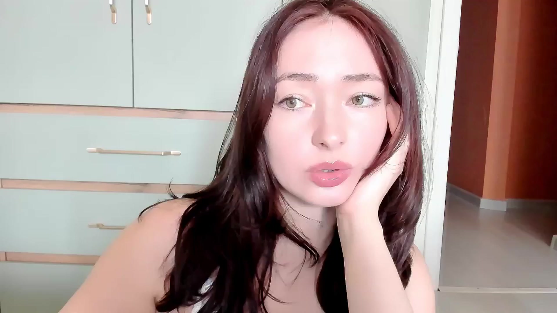 Gallery image thumbnail from DamnGooood's myfreecams stream on, 04/23/2025, 10:31 image 10 of 20