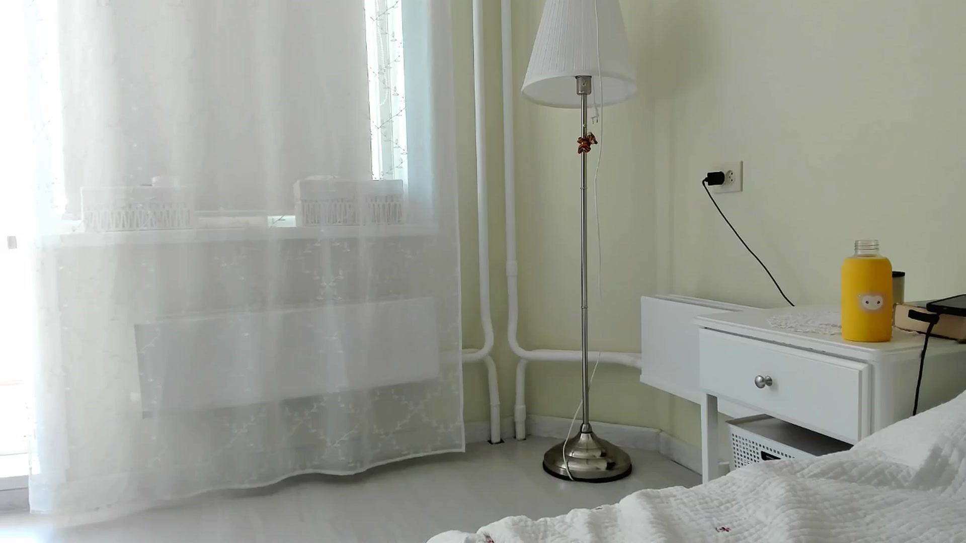 Gallery image thumbnail from DamnGooood's myfreecams stream on, 06/20/2025, 08:59 image 18 of 20