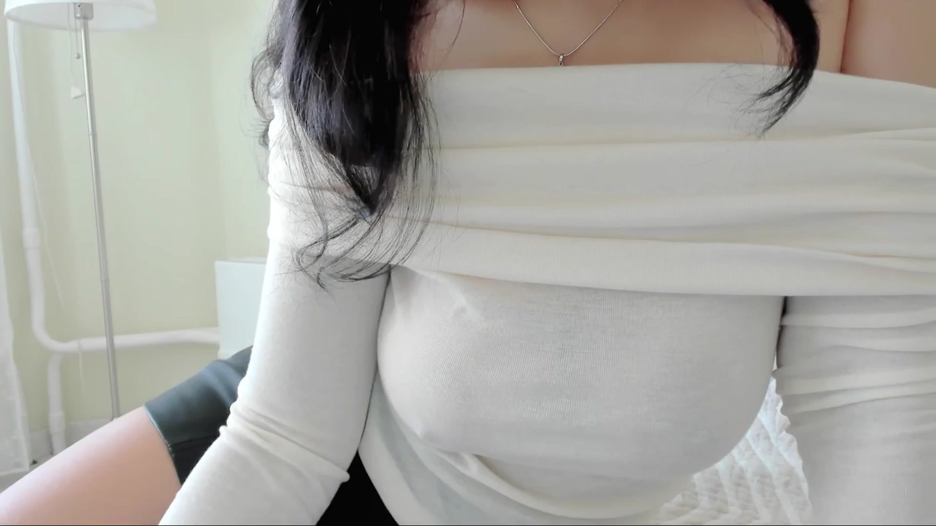 Gallery image thumbnail from DamnGooood's myfreecams stream on, 09/10/2025, 04:45 image 1 of 20