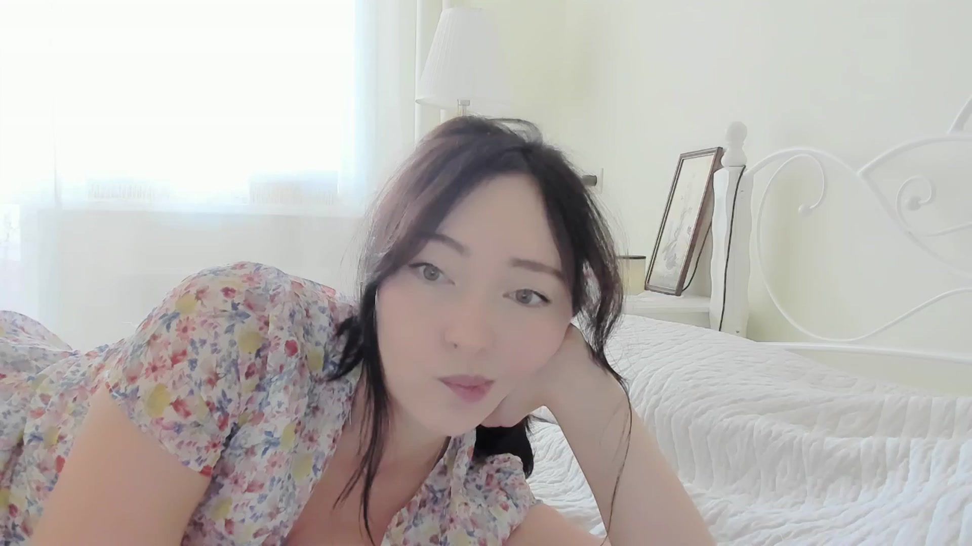 Gallery image thumbnail from DamnGooood's myfreecams stream on, 09/17/2025, 04:52 image 5 of 20