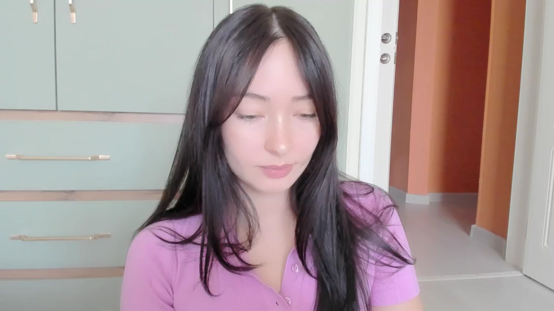 Gallery image thumbnail from DamnGooood's myfreecams stream on, 10/16/2025, 07:03 image 17 of 20