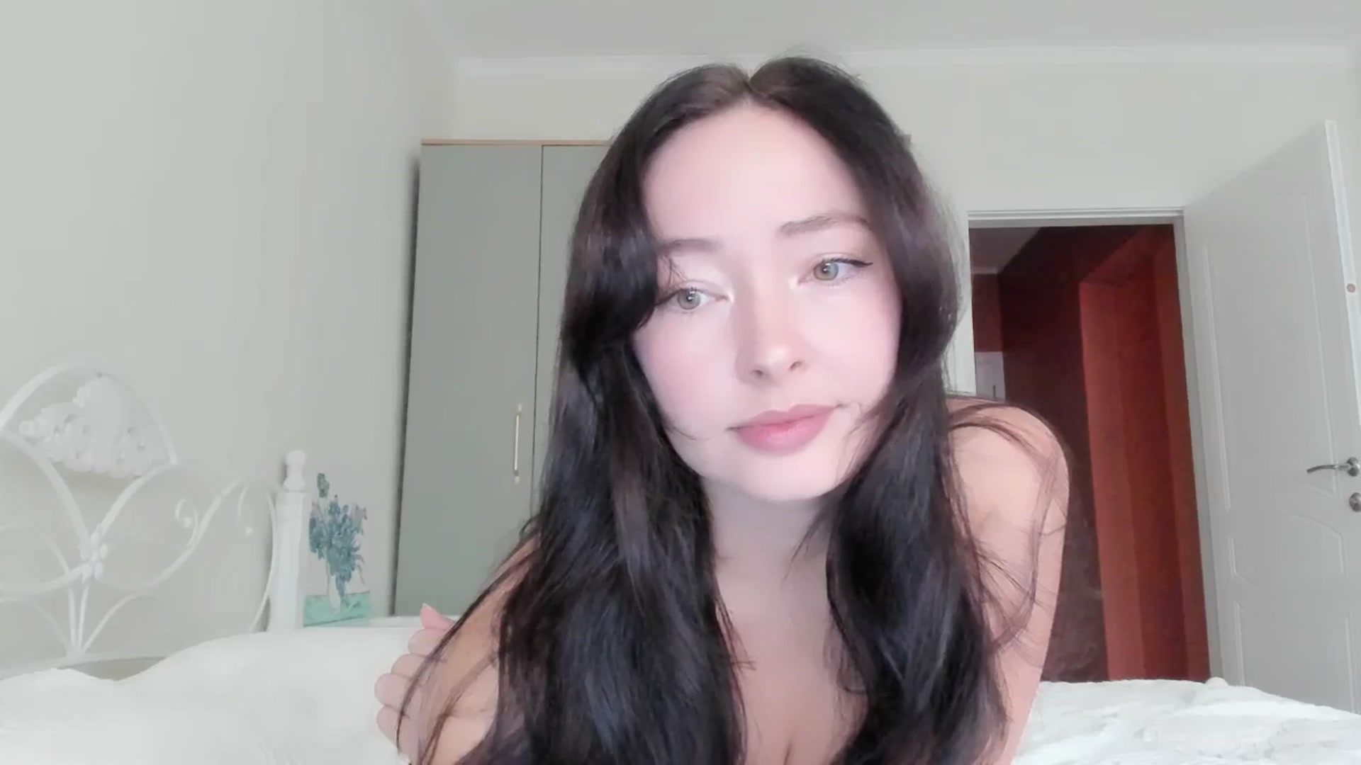Gallery image thumbnail from DamnGooood's myfreecams stream on, 11/06/2025, 03:05 image 9 of 20