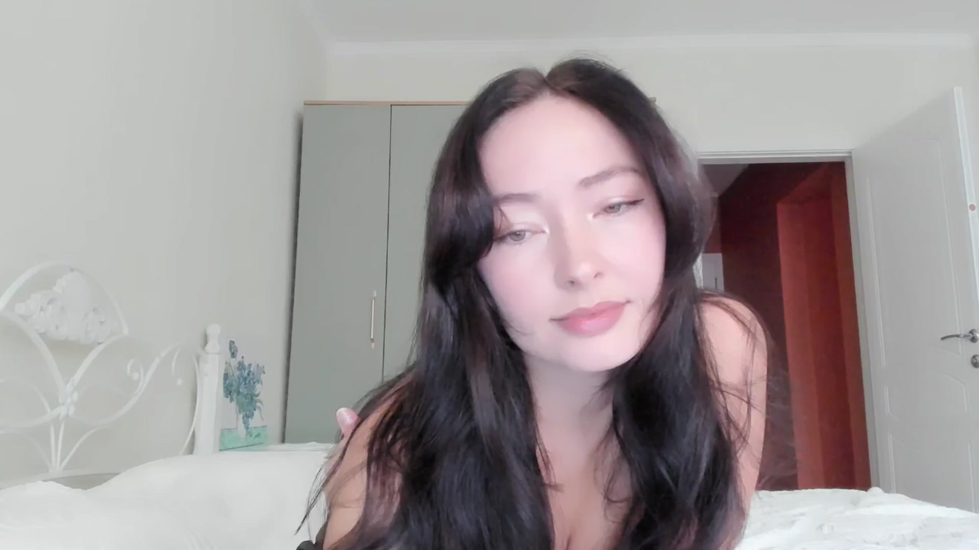 Gallery image thumbnail from DamnGooood's myfreecams stream on, 11/06/2025, 03:05 image 8 of 20