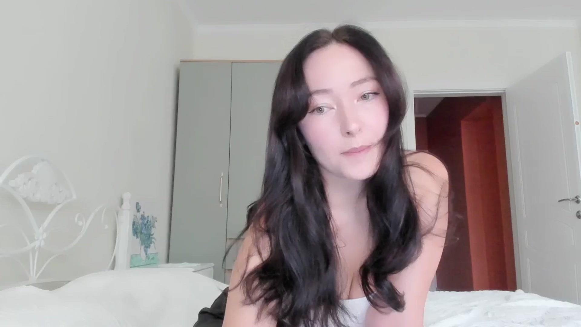 Gallery image thumbnail from DamnGooood's myfreecams stream on, 11/06/2025, 03:05 image 11 of 20