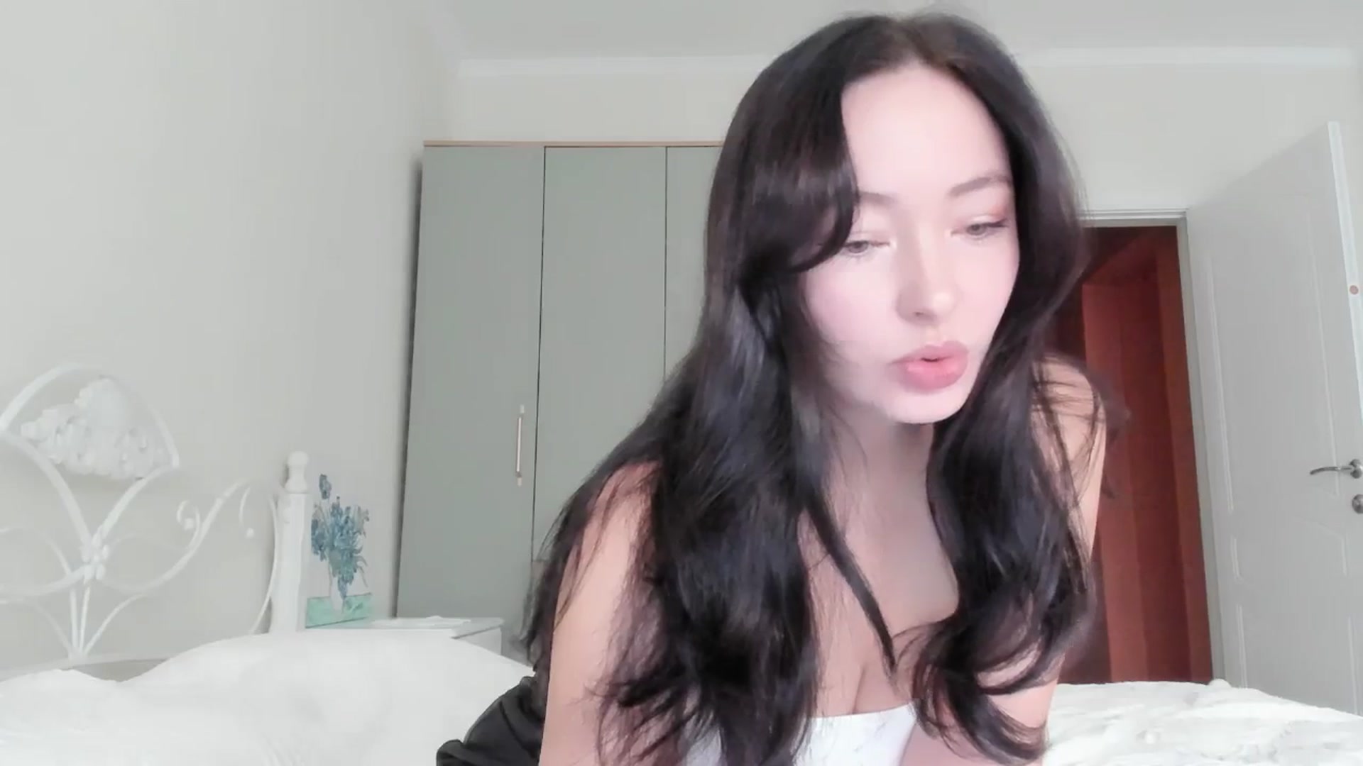 Gallery image thumbnail from DamnGooood's myfreecams stream on, 11/06/2025, 03:05 image 6 of 20