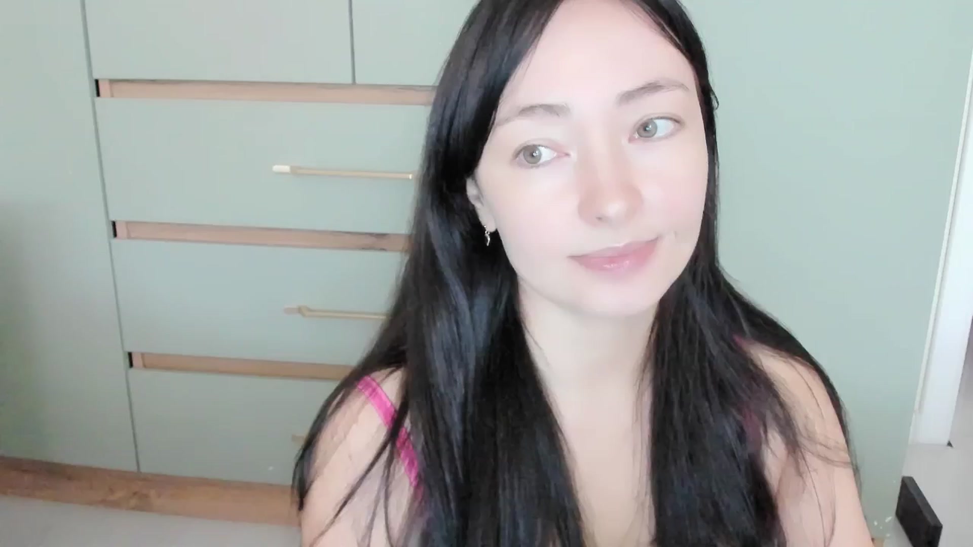 Gallery image thumbnail from DamnGooood's myfreecams stream on, 11/18/2025, 05:04 image 6 of 20