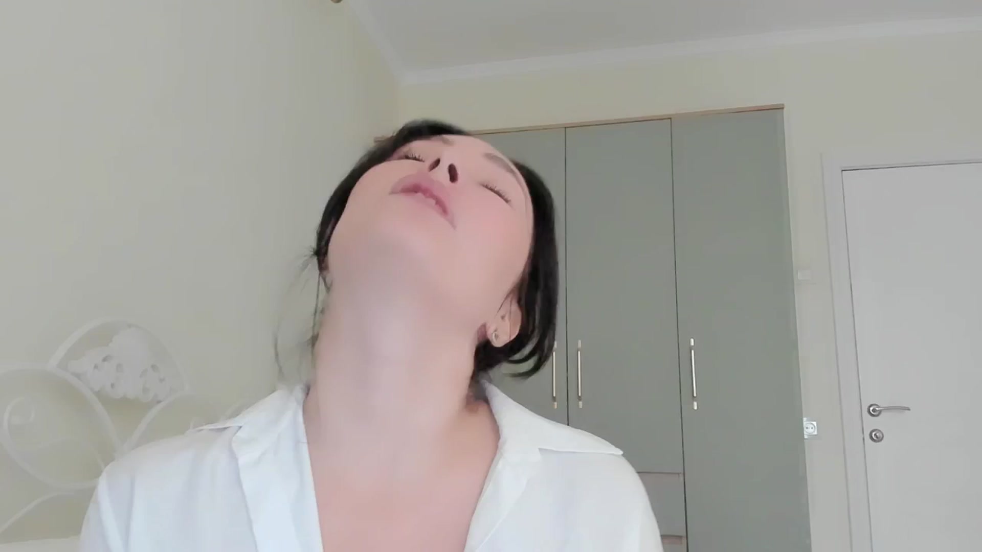 Gallery image thumbnail from DamnGooood's myfreecams stream on, 11/19/2025, 05:09 image 11 of 20