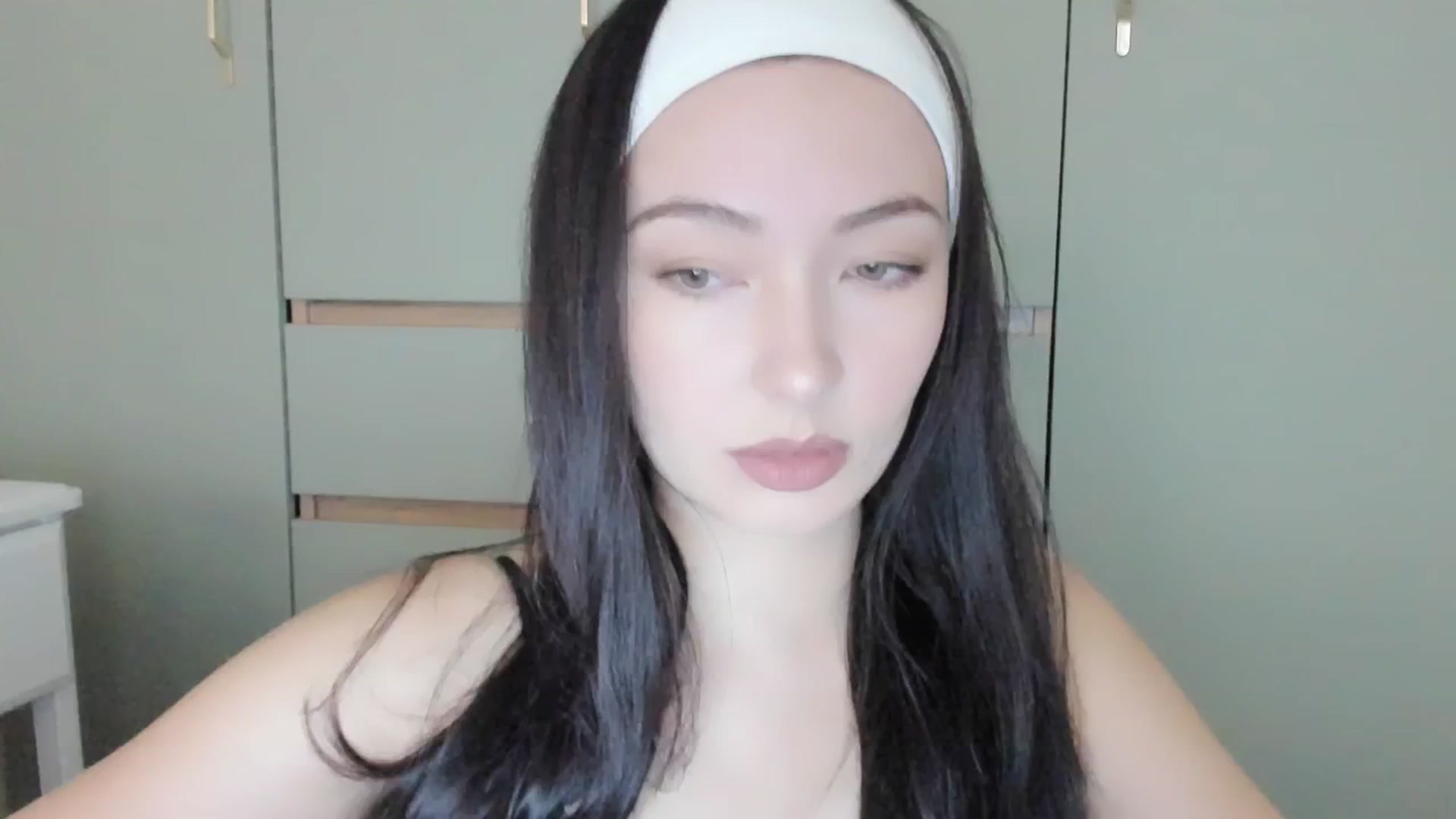 Gallery image thumbnail from DamnGooood's myfreecams stream on, 11/20/2025, 04:05 image 2 of 20