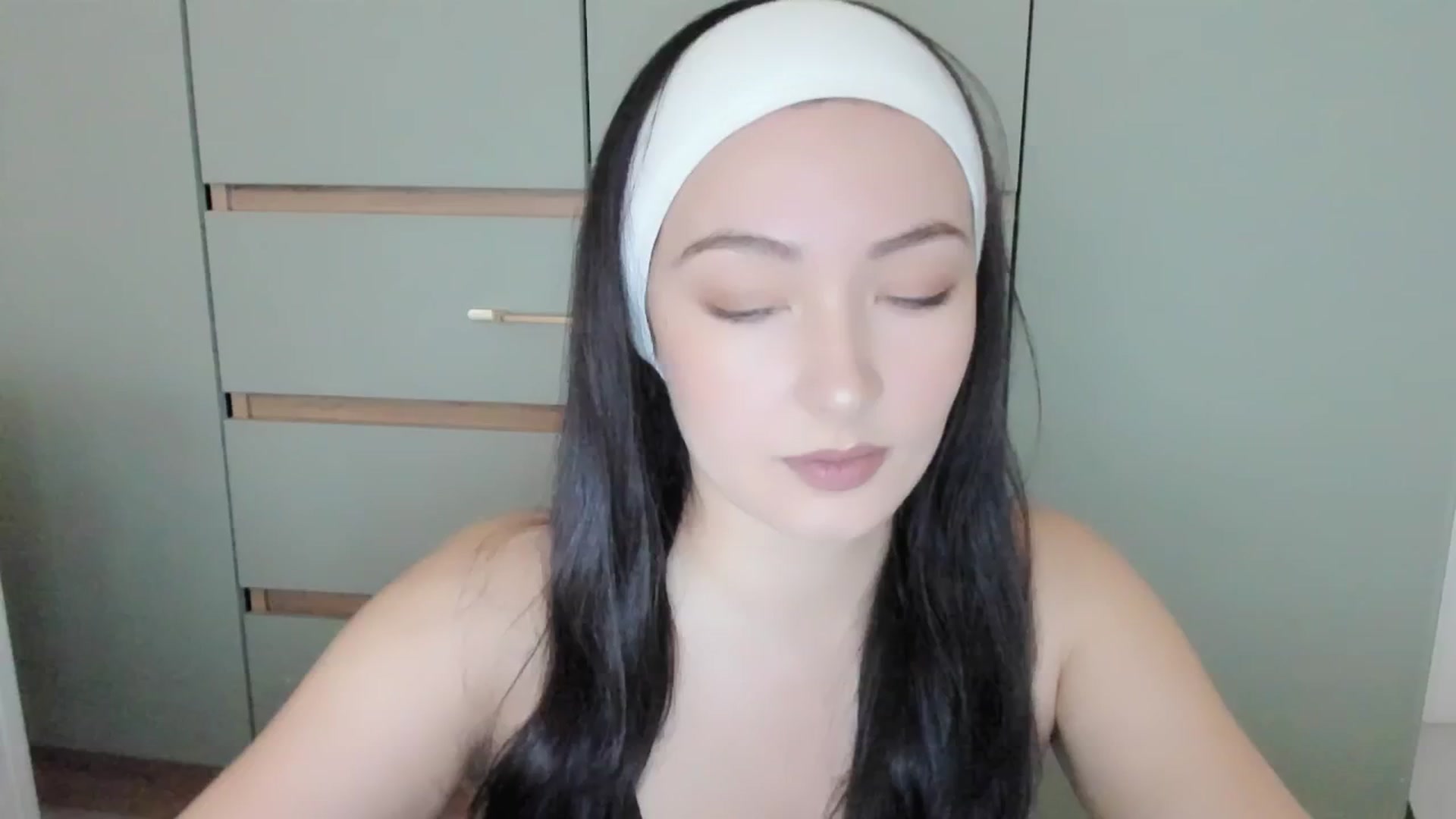 Gallery image thumbnail from DamnGooood's myfreecams stream on, 11/20/2025, 04:05 image 3 of 20