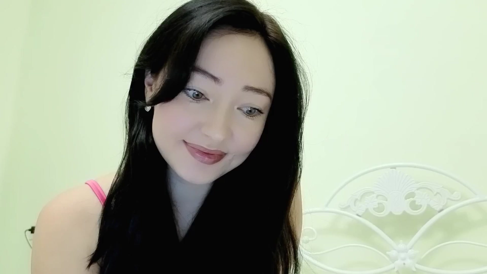 Gallery image thumbnail from DamnGooood's myfreecams stream on, 11/24/2025, 04:00 image 1 of 20