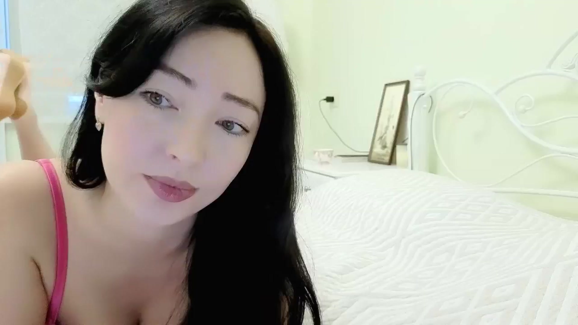 Gallery image thumbnail from DamnGooood's myfreecams stream on, 11/24/2025, 04:00 image 7 of 20