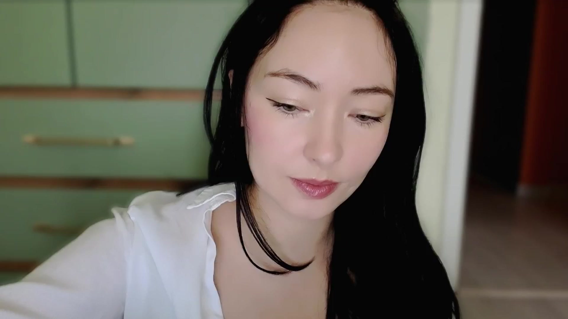 Gallery image thumbnail from DamnGooood's myfreecams stream on, 11/28/2025, 04:43 image 14 of 20