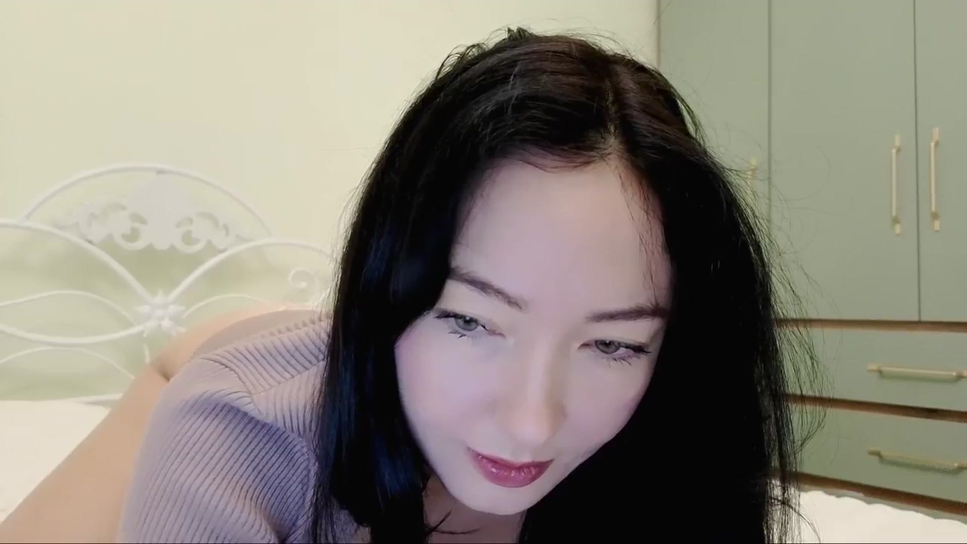 Gallery image thumbnail from DamnGooood's myfreecams stream on, 12/06/2025, 03:12 image 15 of 20