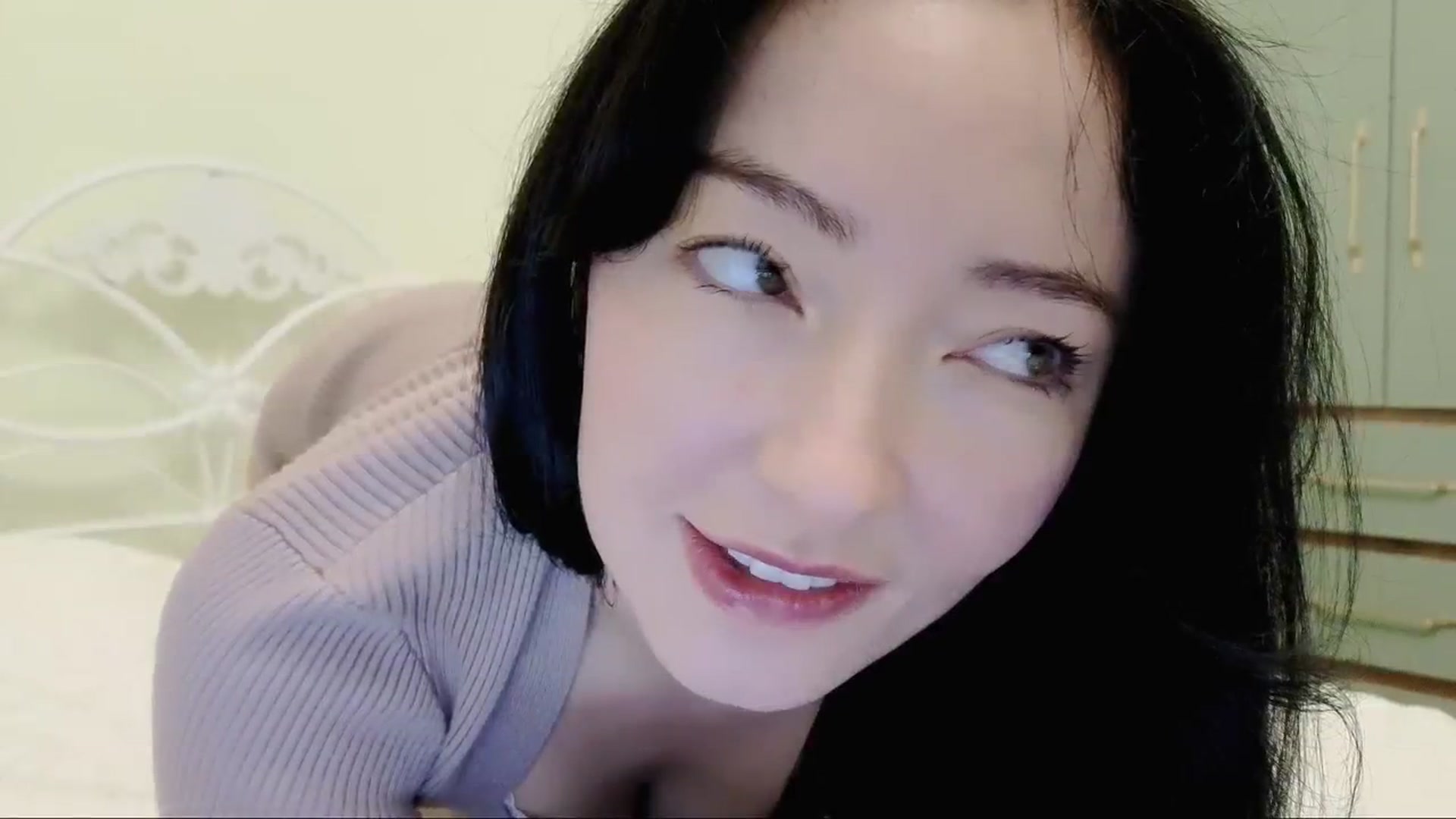 Gallery image thumbnail from DamnGooood's myfreecams stream on, 12/06/2025, 03:12 image 14 of 20