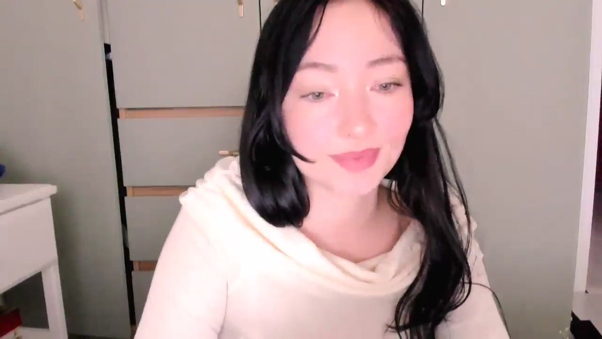 Gallery image thumbnail from DamnGooood's myfreecams stream on, 12/17/2025, 04:52 image 4 of 20