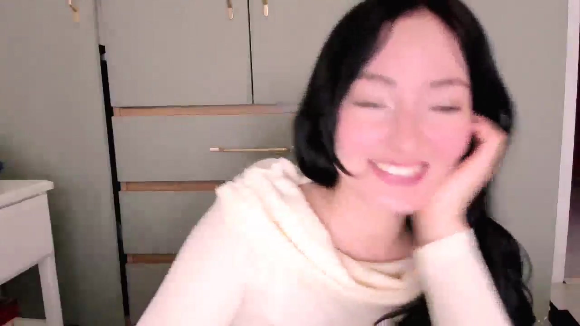 Gallery image thumbnail from DamnGooood's myfreecams stream on, 12/17/2025, 04:52 image 10 of 20