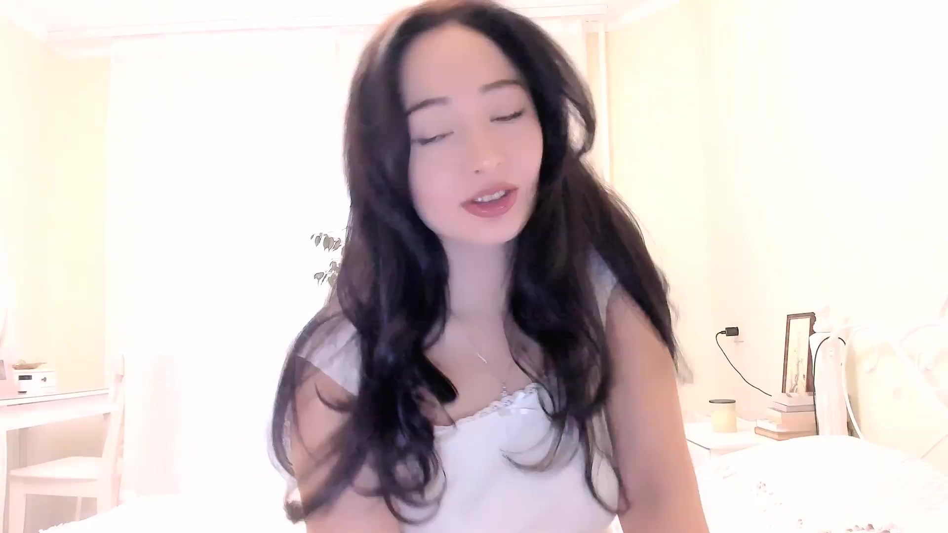 Gallery image thumbnail from DamnGooood's myfreecams stream on, 01/12/2026, 05:32 image 3 of 20