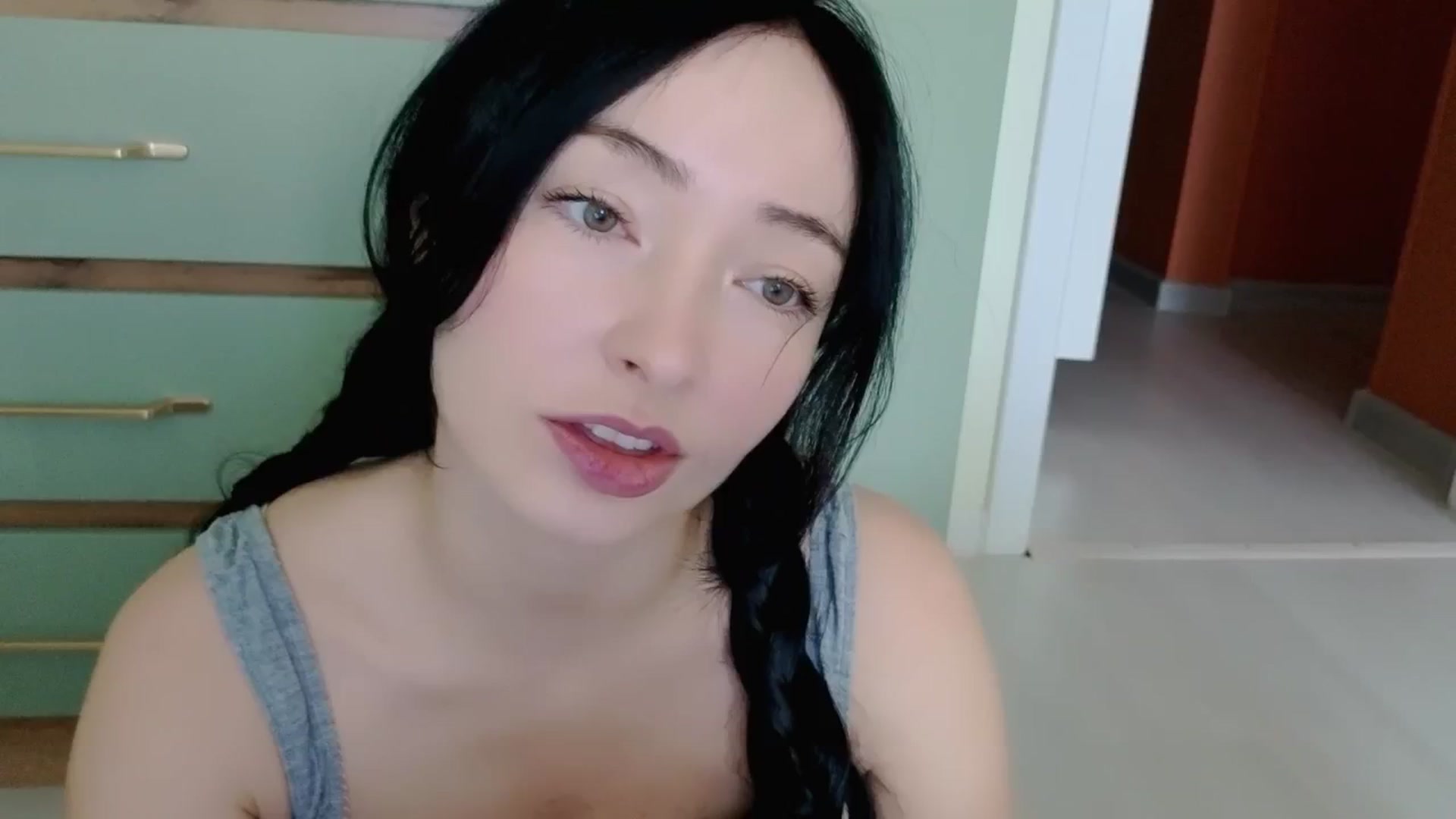 Gallery image thumbnail from DamnGooood's myfreecams stream on, 03/03/2026, 06:00 image 18 of 20