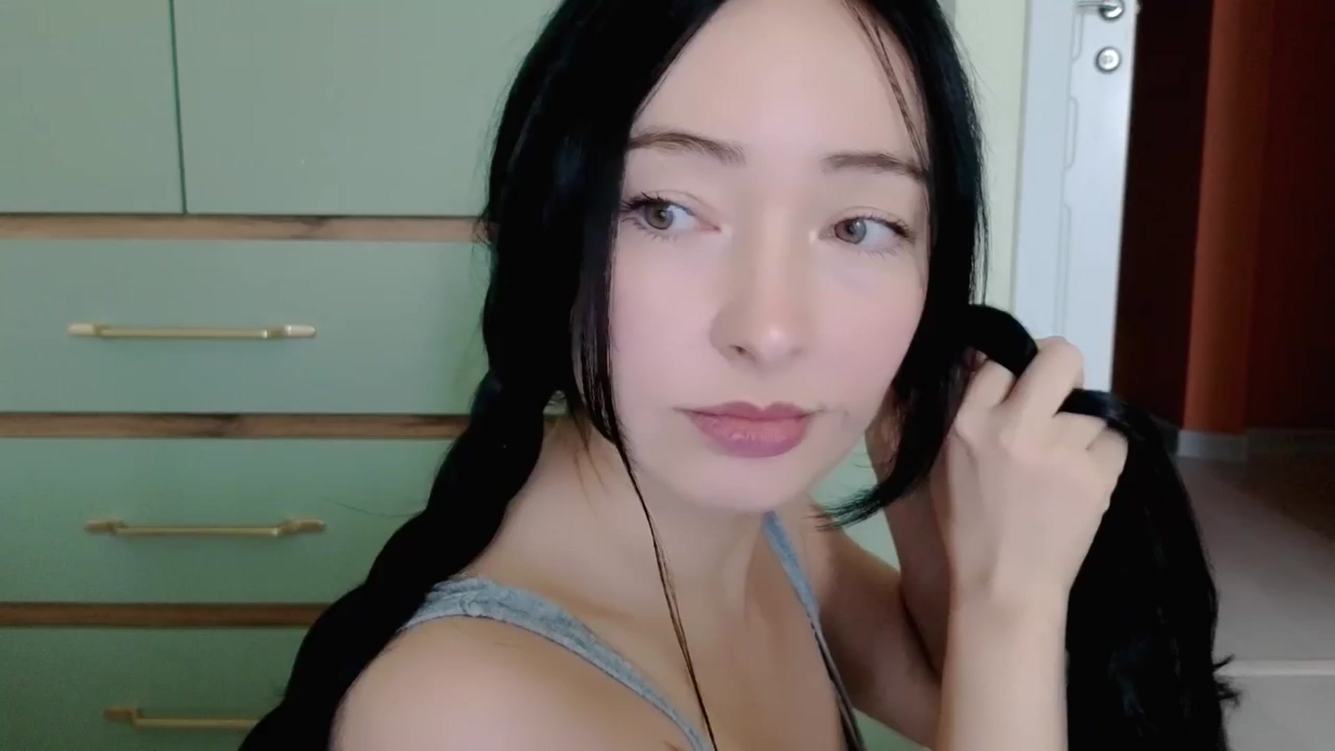 Gallery image thumbnail from DamnGooood's myfreecams stream on, 03/03/2026, 06:00 image 15 of 20