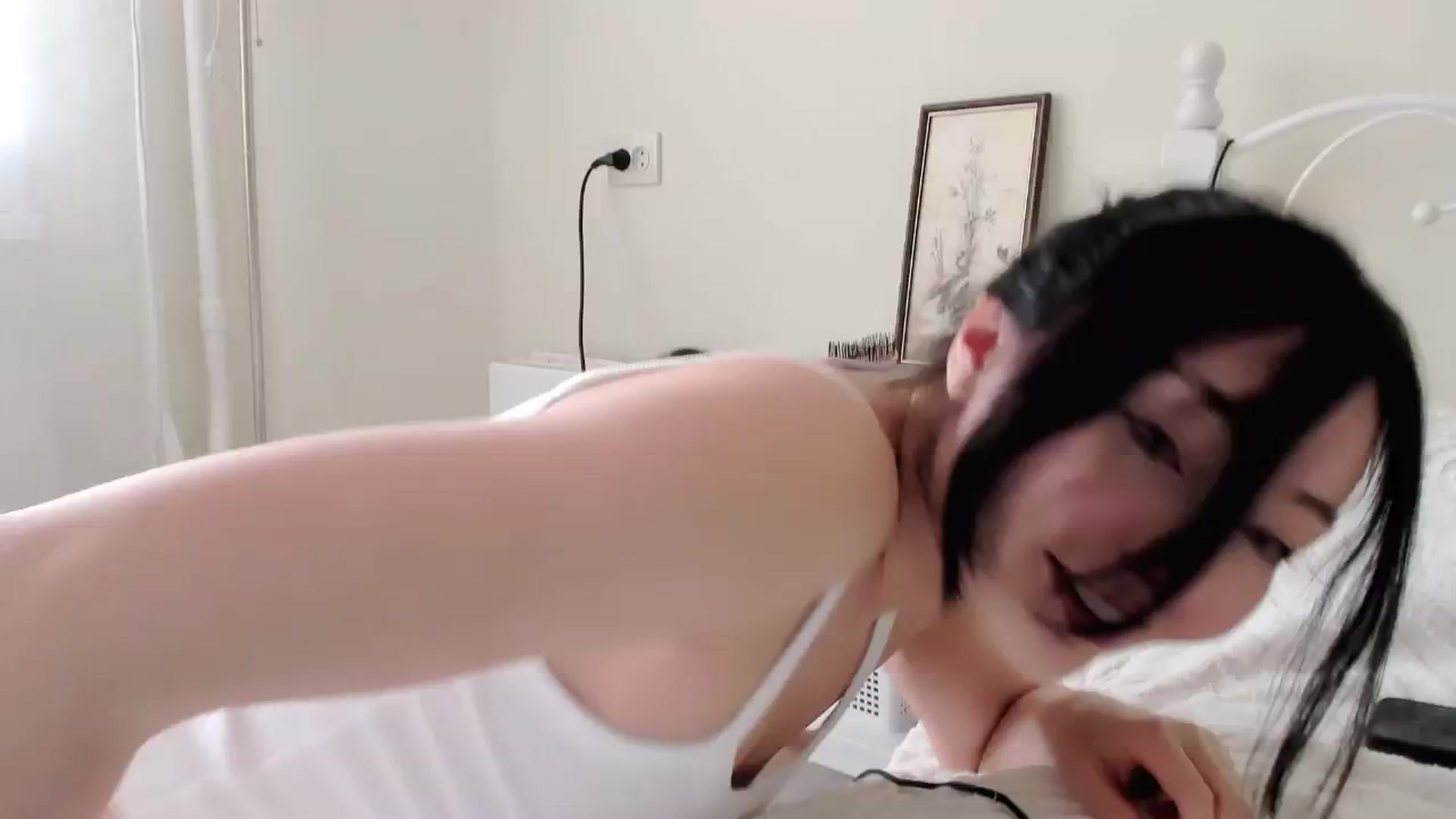 Gallery image thumbnail from DamnGooood's myfreecams stream on, 03/06/2026, 11:42 image 12 of 20