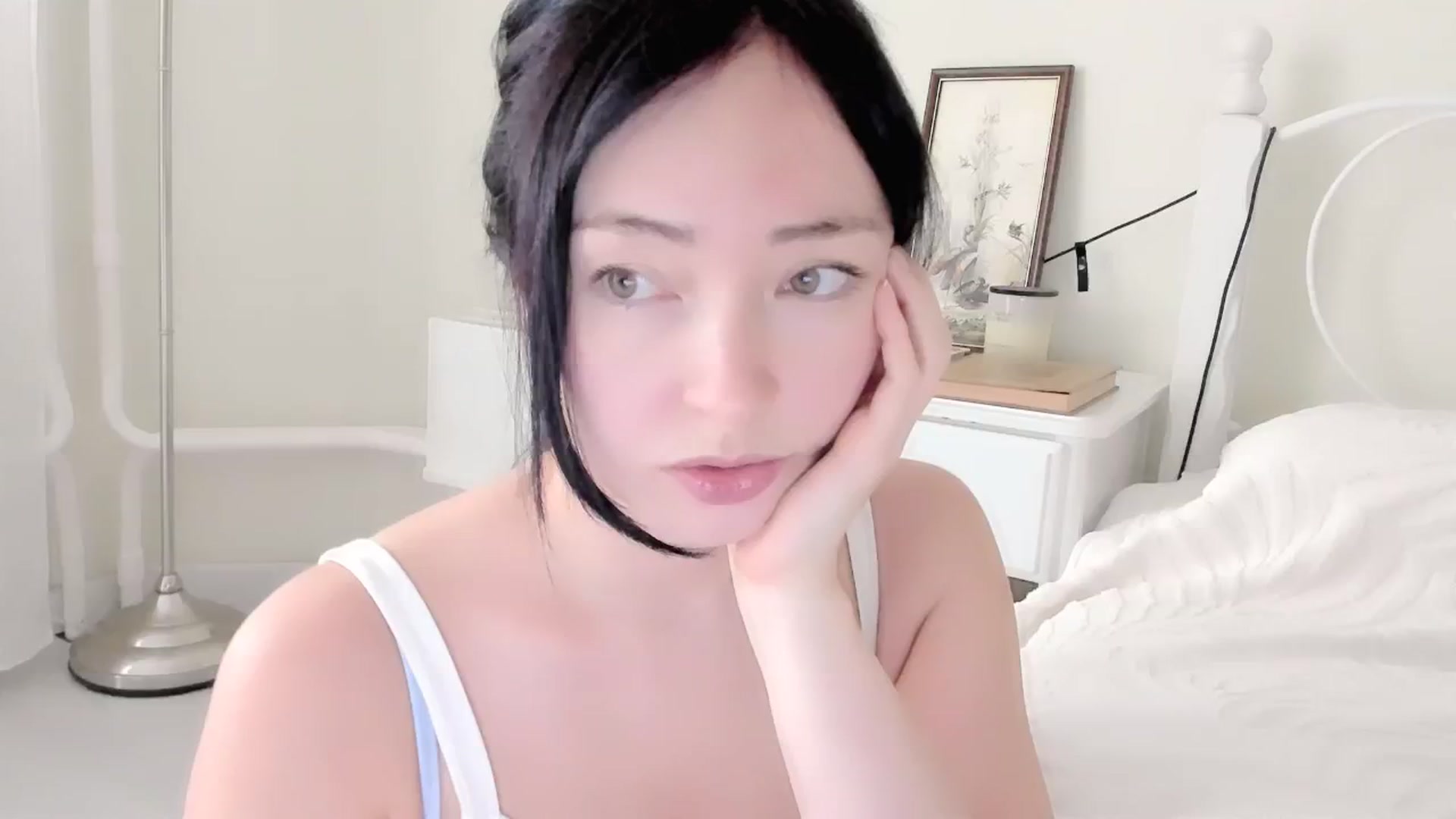 Gallery image thumbnail from DamnGooood's myfreecams stream on, 03/06/2026, 11:42 image 17 of 20