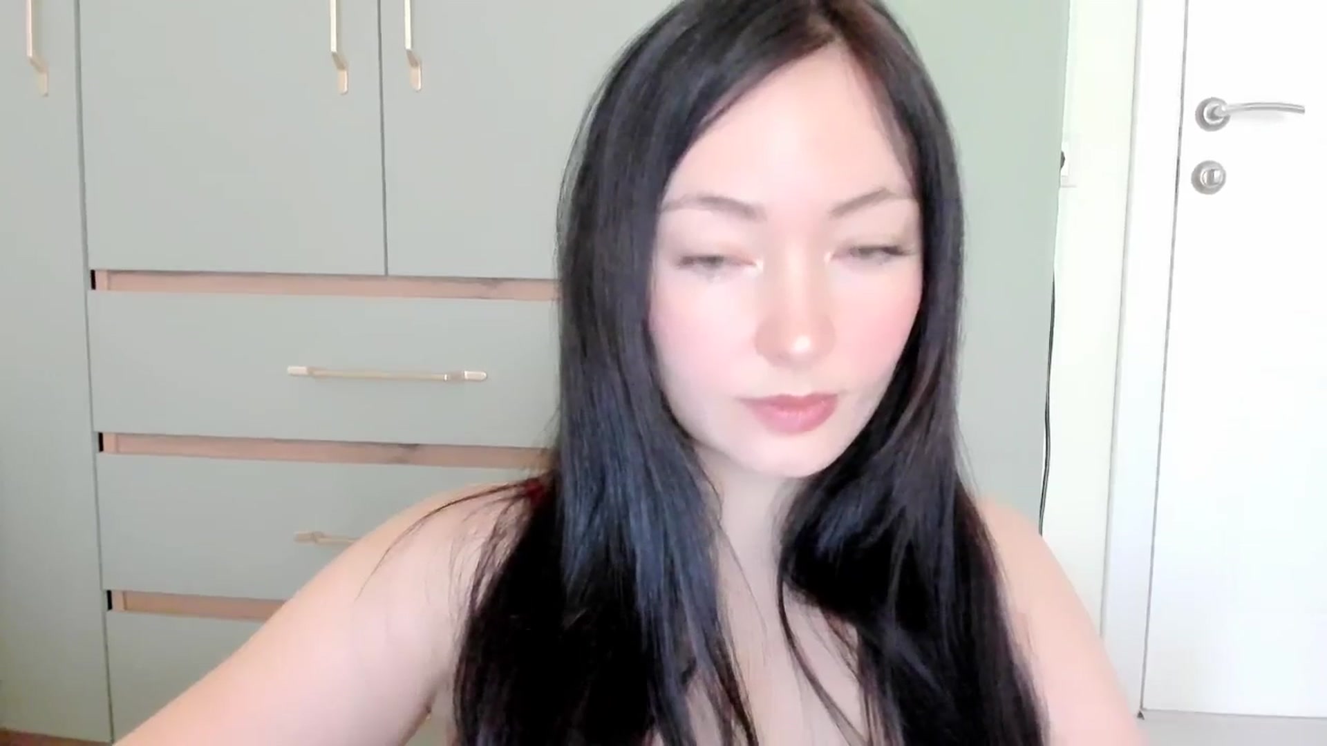 Gallery image thumbnail from DamnGooood's myfreecams stream on, 03/19/2026, 04:29 image 14 of 20