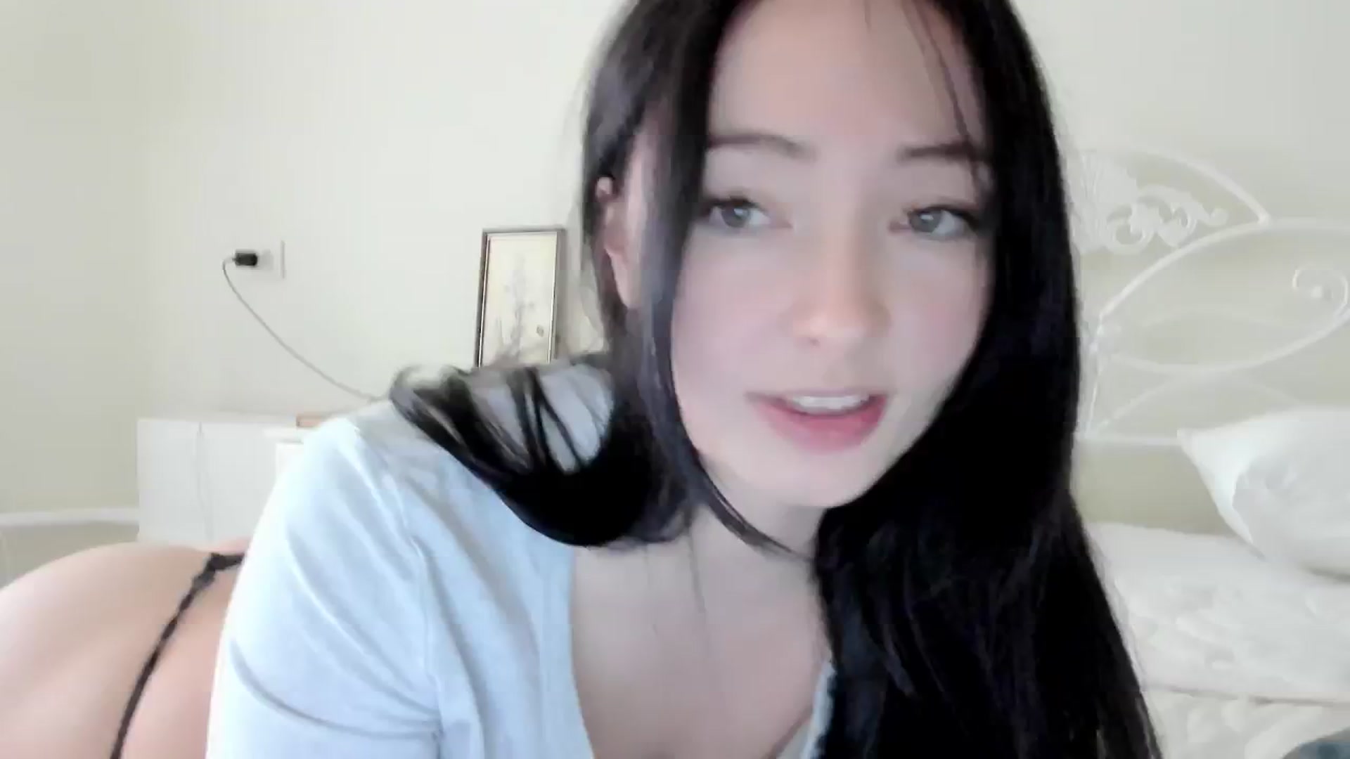Gallery image thumbnail from DamnGooood's myfreecams stream on, 03/20/2026, 11:36 image 17 of 20