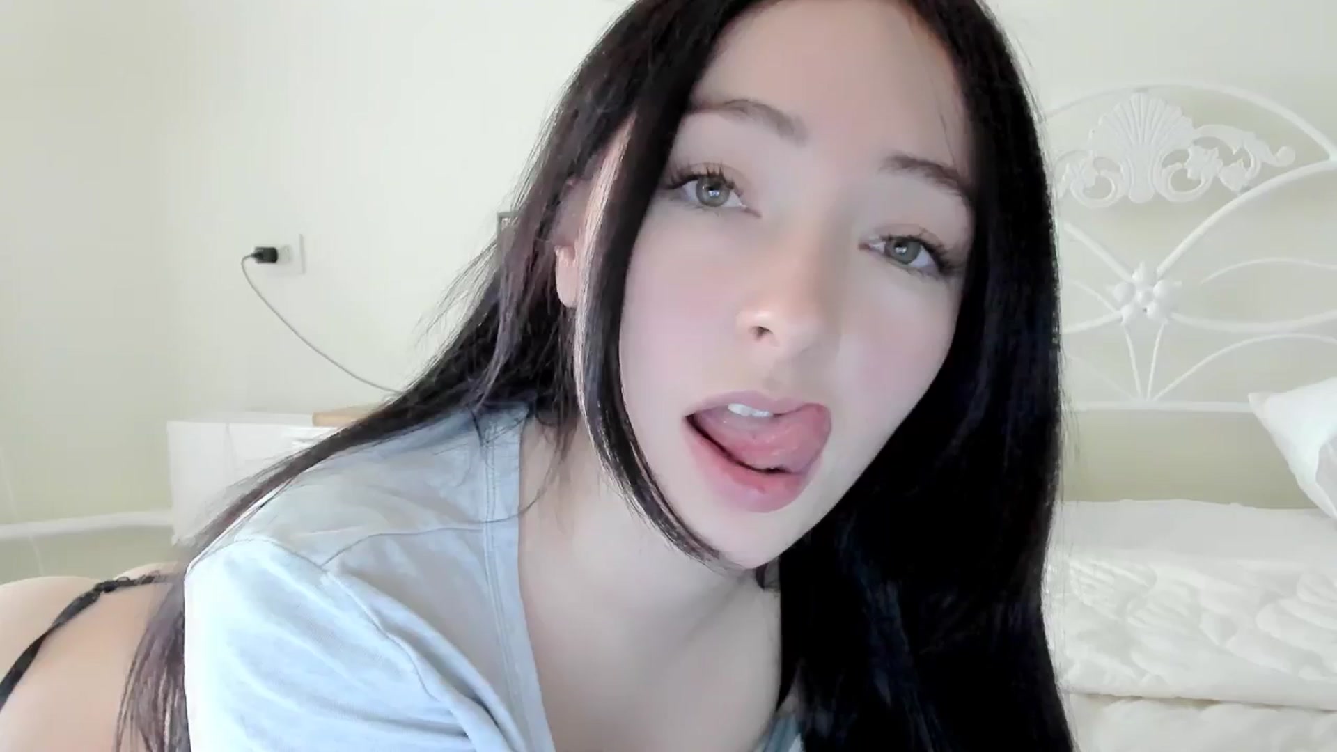 Gallery image thumbnail from DamnGooood's myfreecams stream on, 03/20/2026, 11:36 image 18 of 20