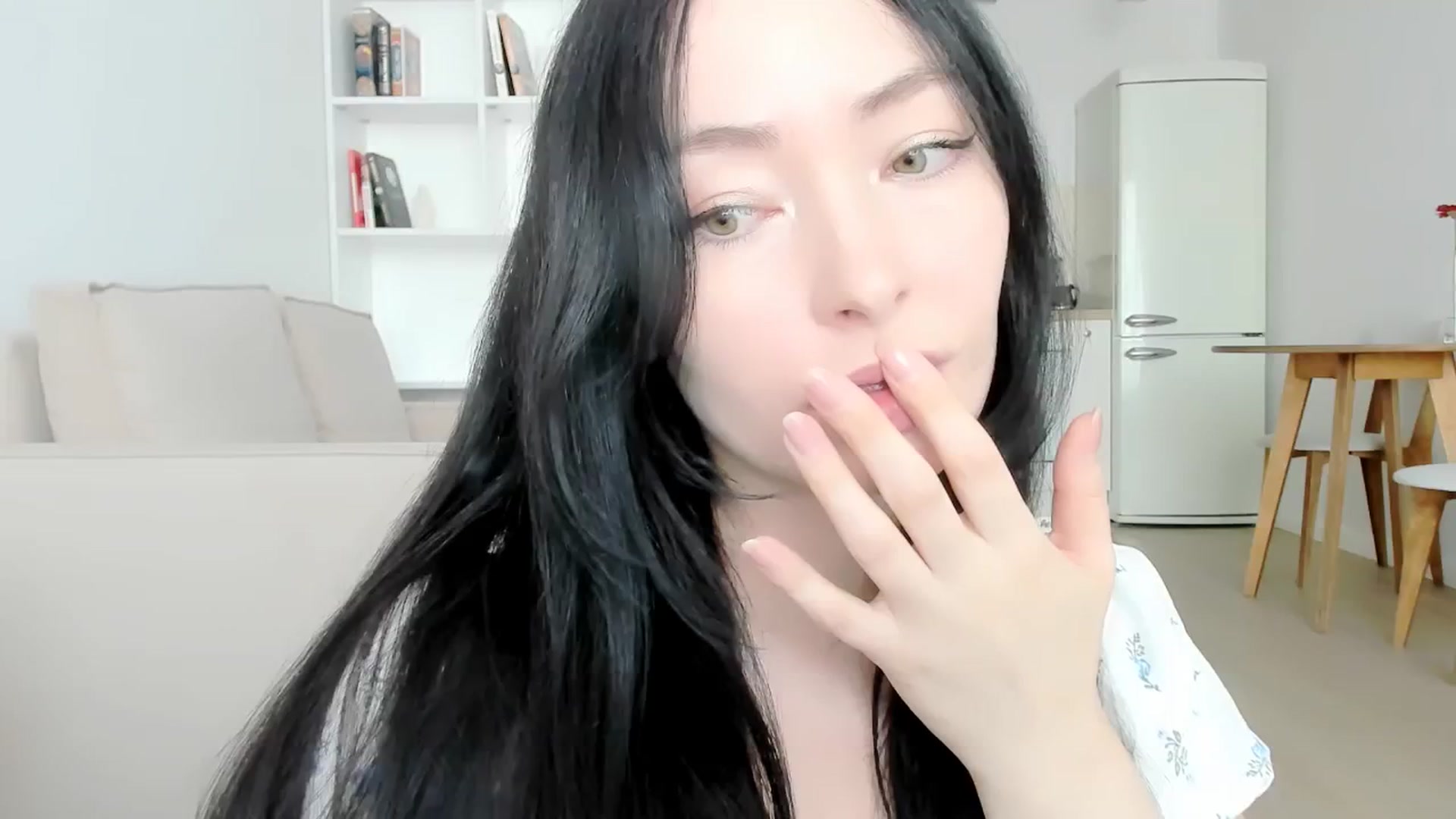 Gallery image thumbnail from DamnGooood's myfreecams stream on, 04/10/2026, 12:00 image 8 of 20