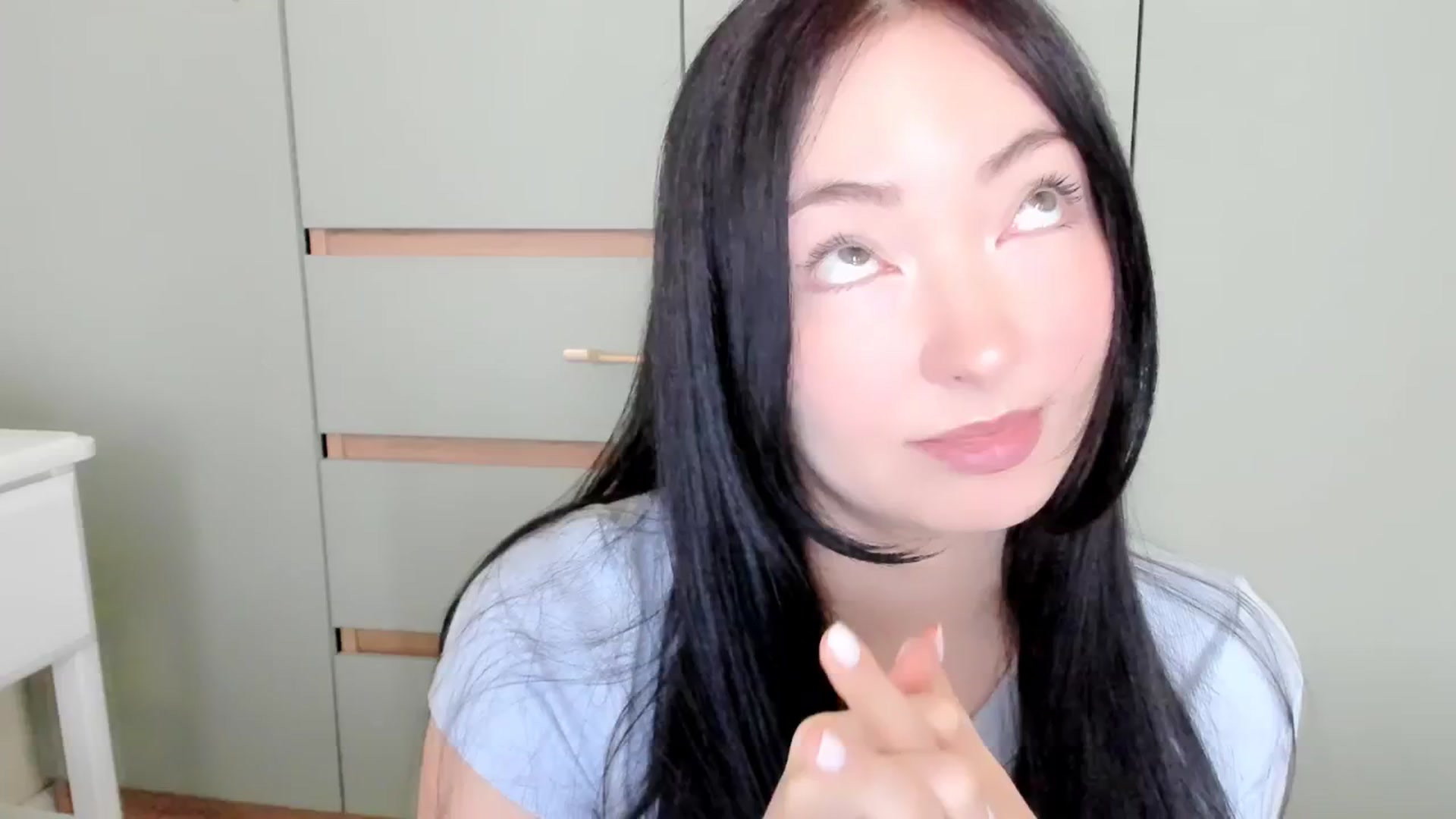 Gallery image thumbnail from DamnGooood's myfreecams stream on, 04/16/2026, 04:37 image 17 of 20