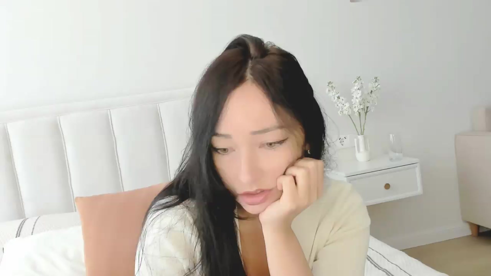 Gallery image thumbnail from DamnGooood's myfreecams stream on, 06/22/2026, 08:30 image 4 of 20