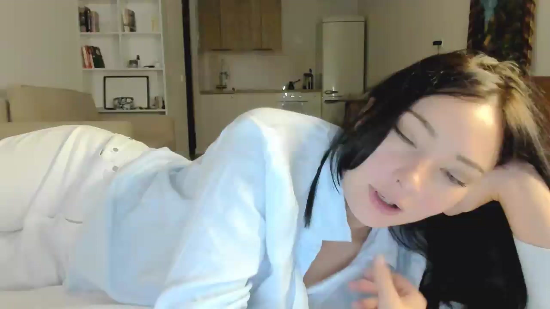 Gallery image thumbnail from DamnGooood's myfreecams stream on, 06/27/2026, 16:31 image 3 of 20