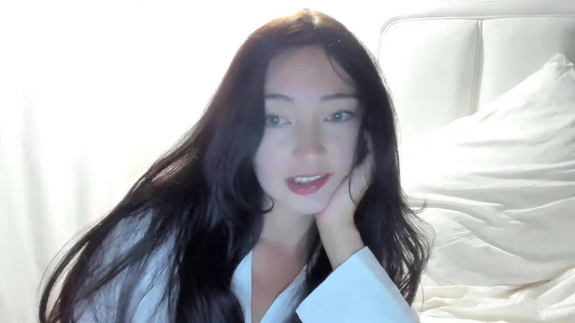 Gallery image thumbnail from DamnGooood's myfreecams stream on, 08/14/2026, 16:43 image 13 of 20