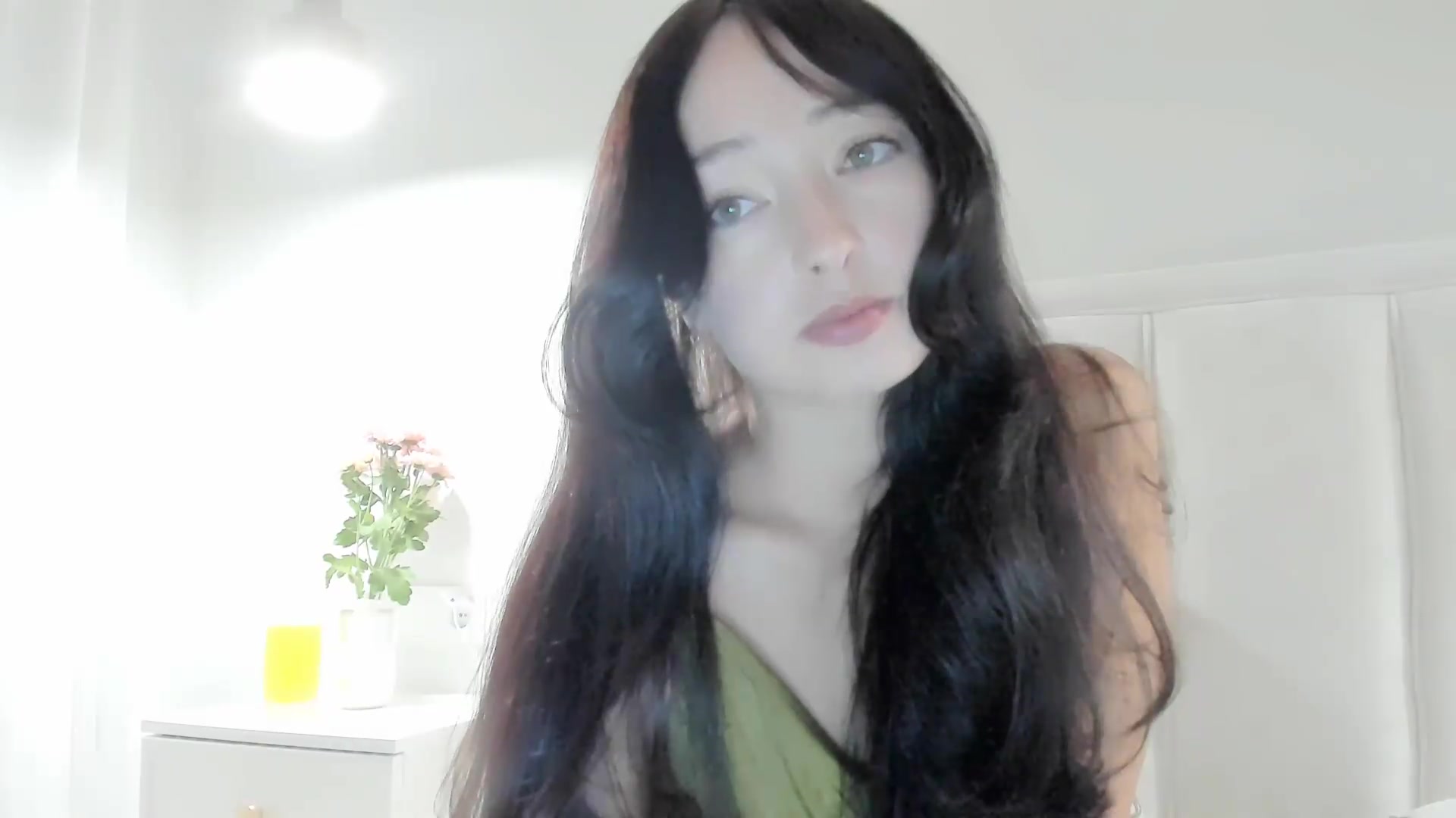 Gallery image thumbnail from DamnGooood's myfreecams stream on, 08/28/2026, 15:23 image 18 of 20