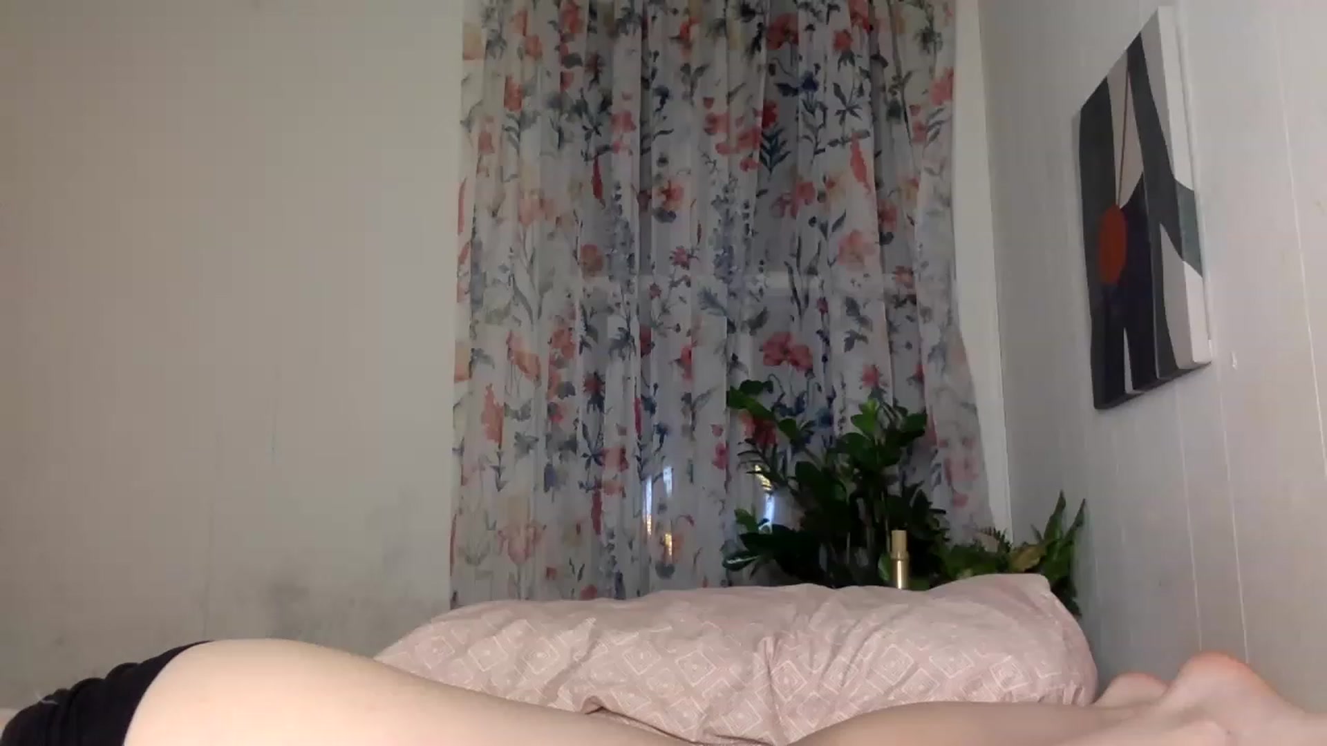 Gallery image thumbnail from Damnitsdesi's myfreecams stream on, 11/27/2022, 10:22 image 9 of 20