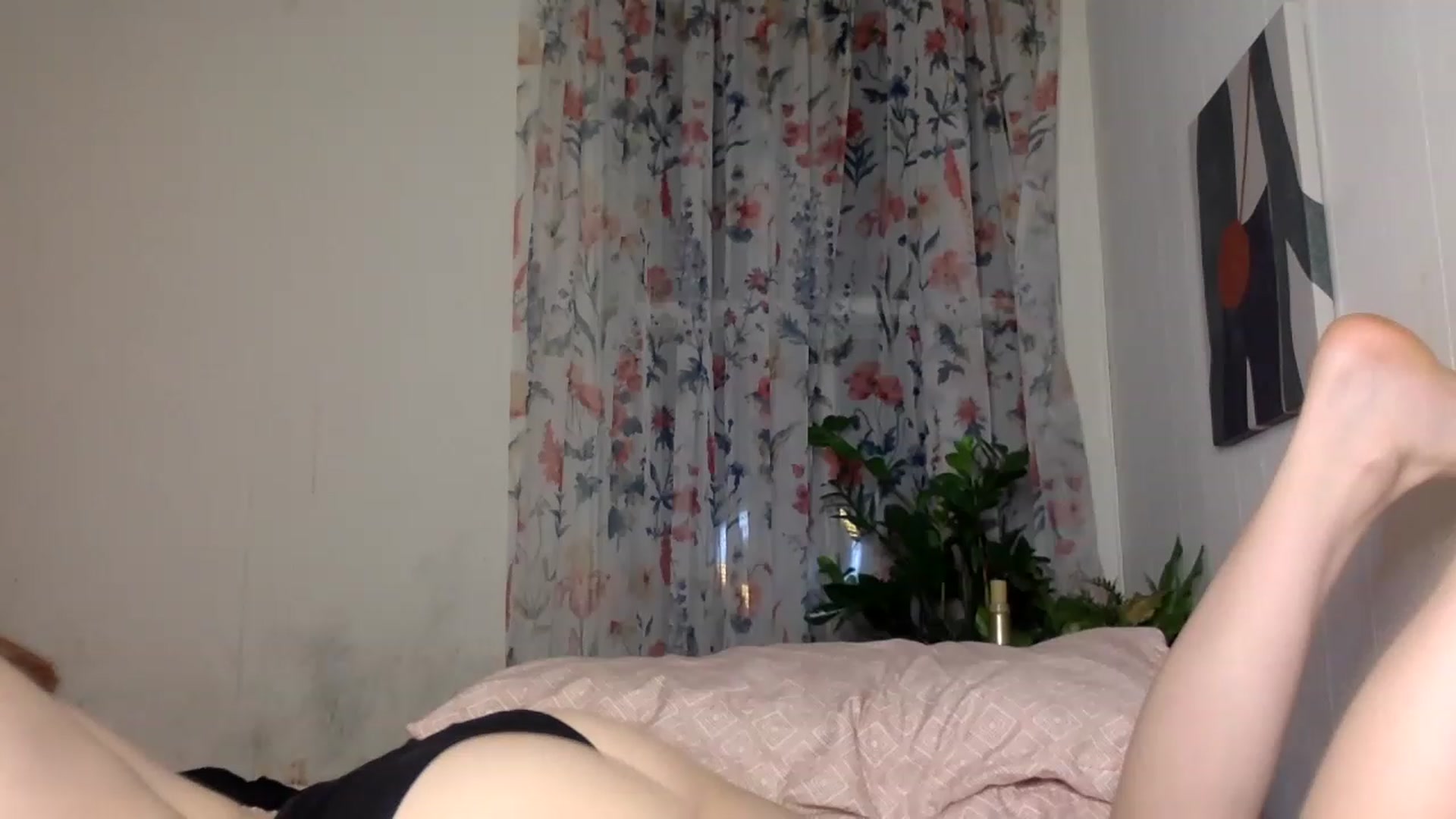 Gallery image thumbnail from Damnitsdesi's myfreecams stream on, 11/27/2022, 10:22 image 10 of 20